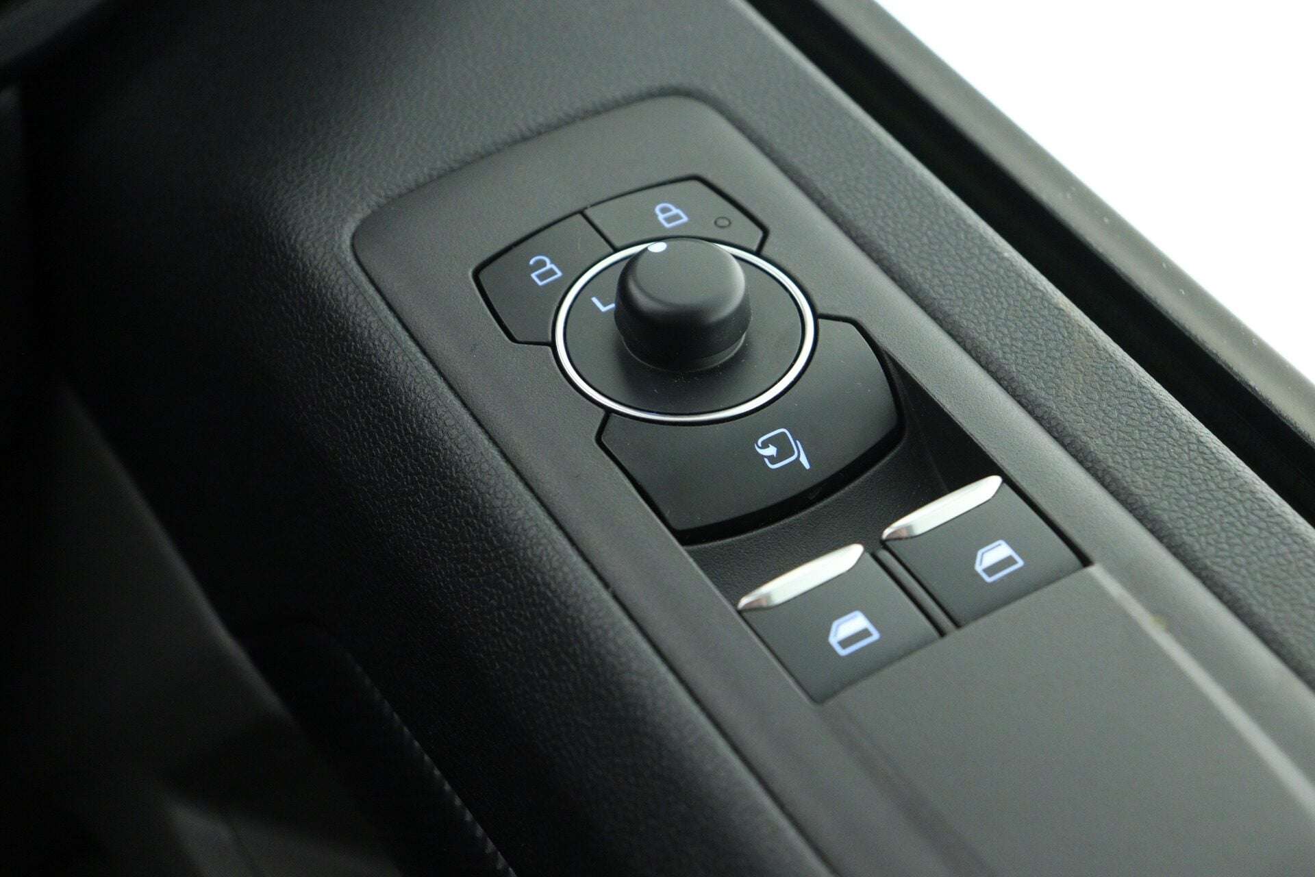 2025 FORD TRANSIT CUSTOM 2025 FORD TRANSIT CUSTOM