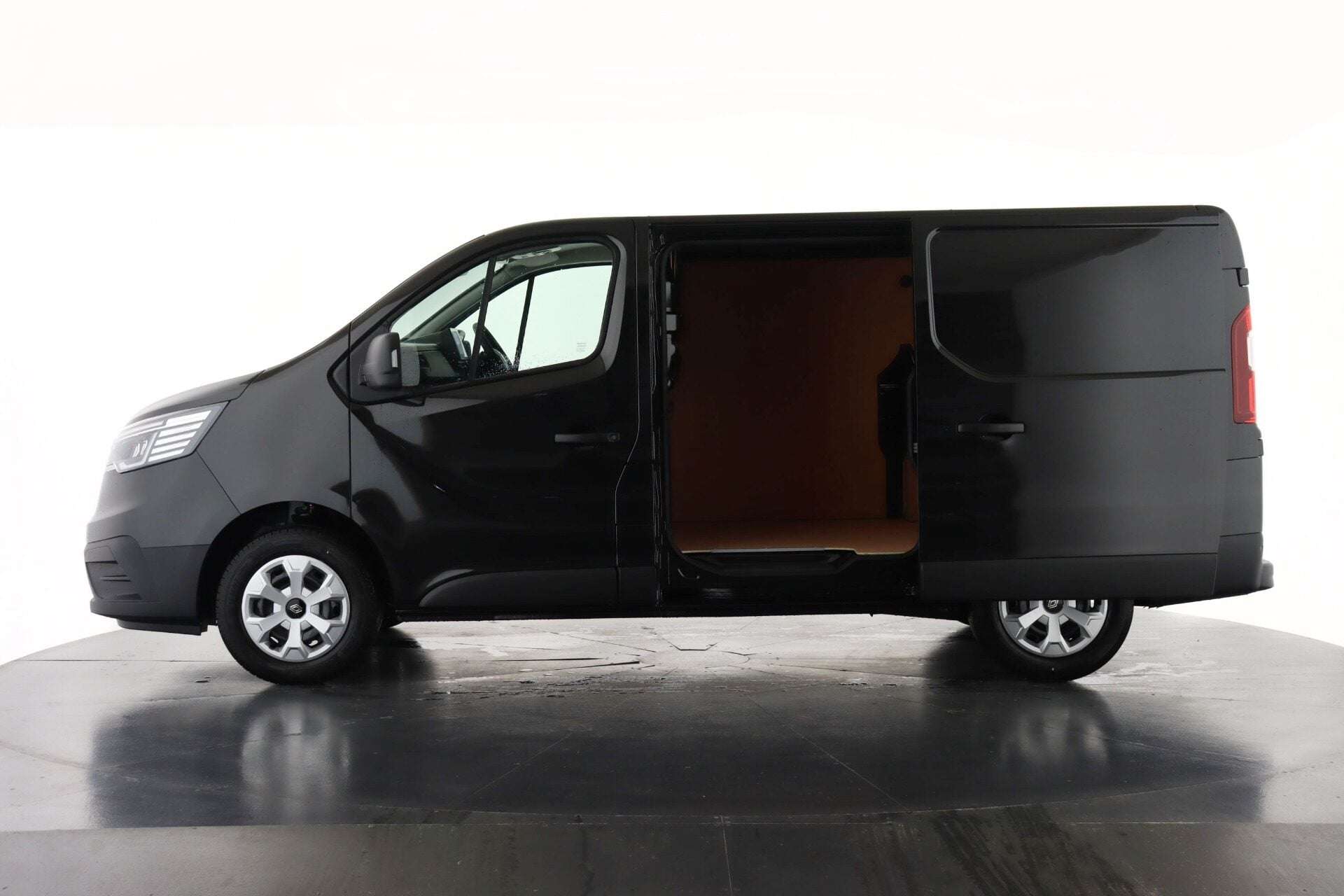 2026 RENAULT TRAFIC 2026 RENAULT TRAFIC