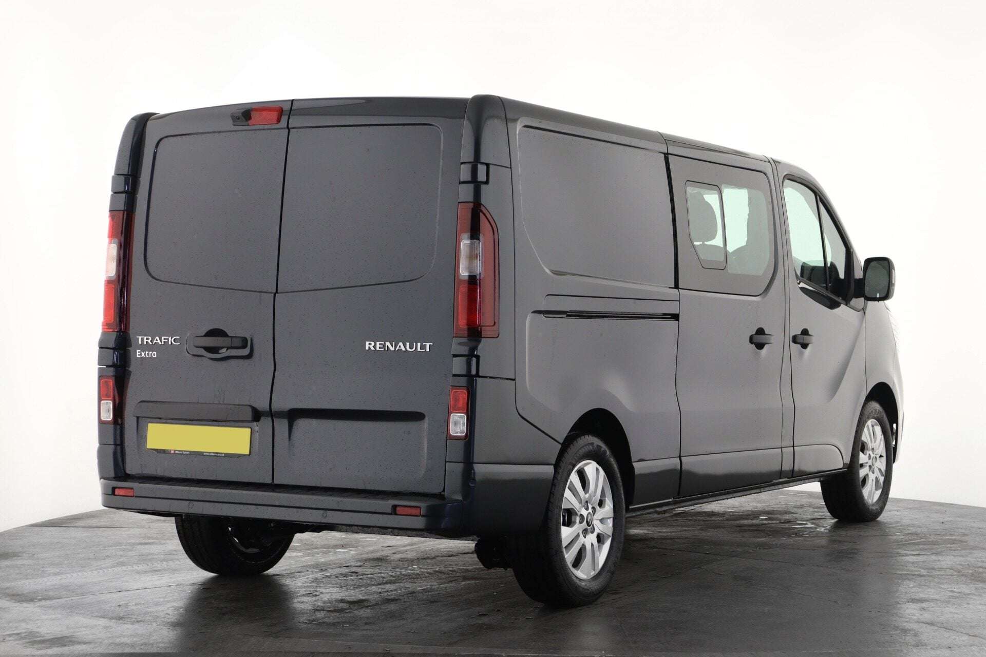 A 2026 RENAULT TRAFIC LL30 Blue dCi 150 Extra MY26 Crew Van A 2026 RENAULT TRAFIC LL30 Blue dCi 150 Extra MY26 Crew Van