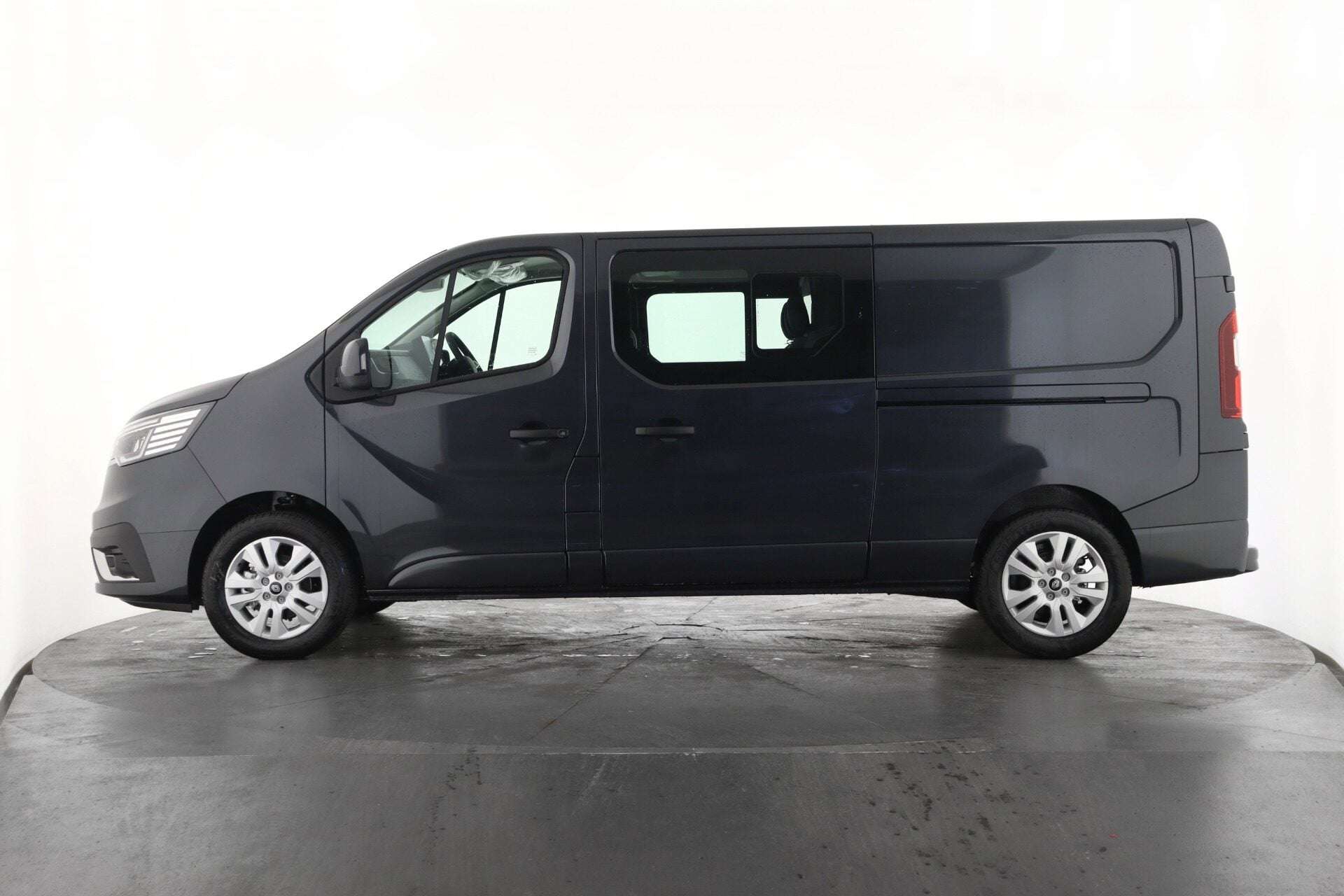 2026 RENAULT TRAFIC 2026 RENAULT TRAFIC