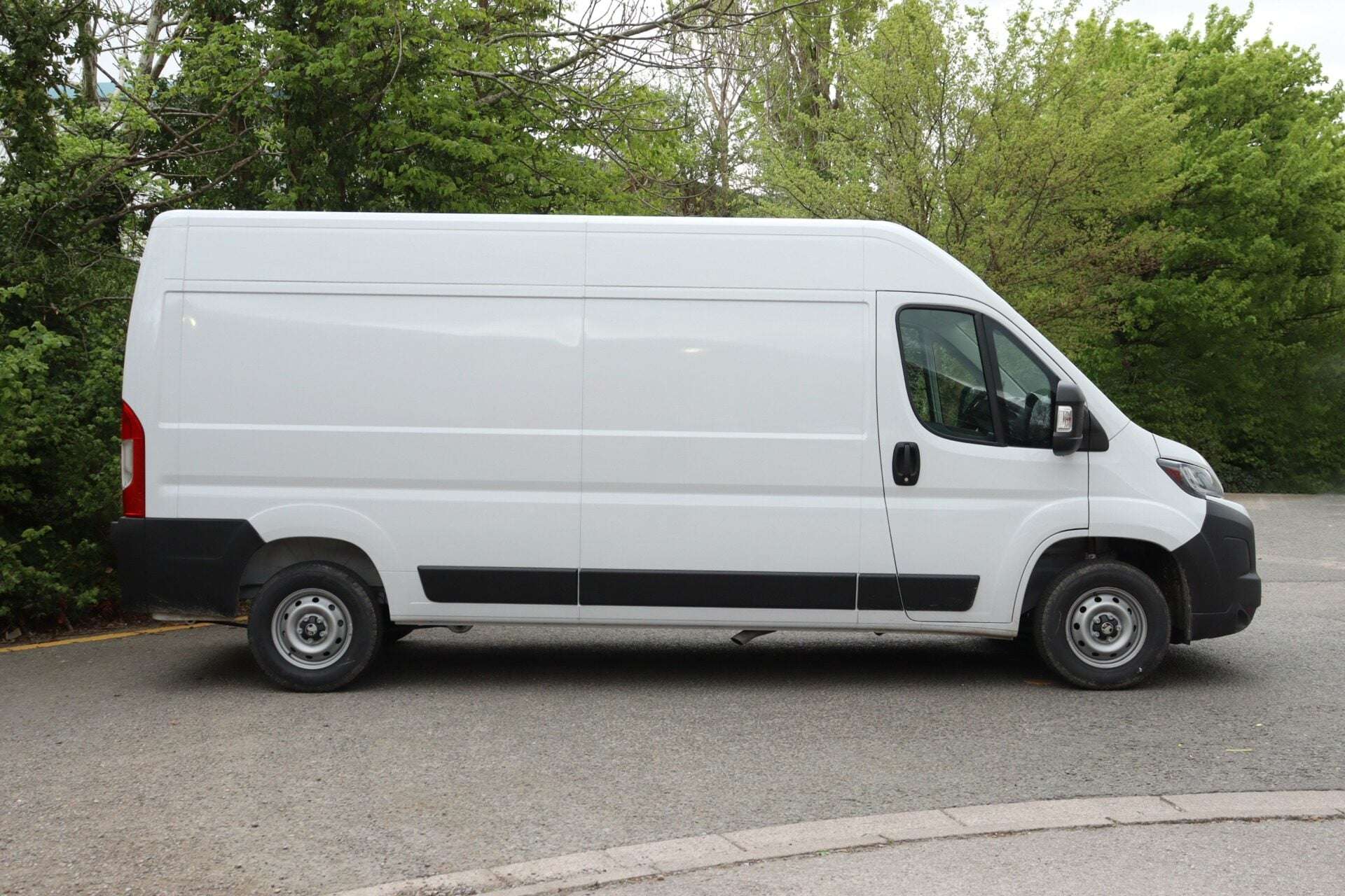 A 2026 VAUXHALL MOVANO MOVANO 3500 L3 FWD 2.2 Turbo D 140 H2 Prime 3 Seat A 2026 VAUXHALL MOVANO MOVANO 3500 L3 FWD 2.2 Turbo D 140 H2 Prime 3 Seat
