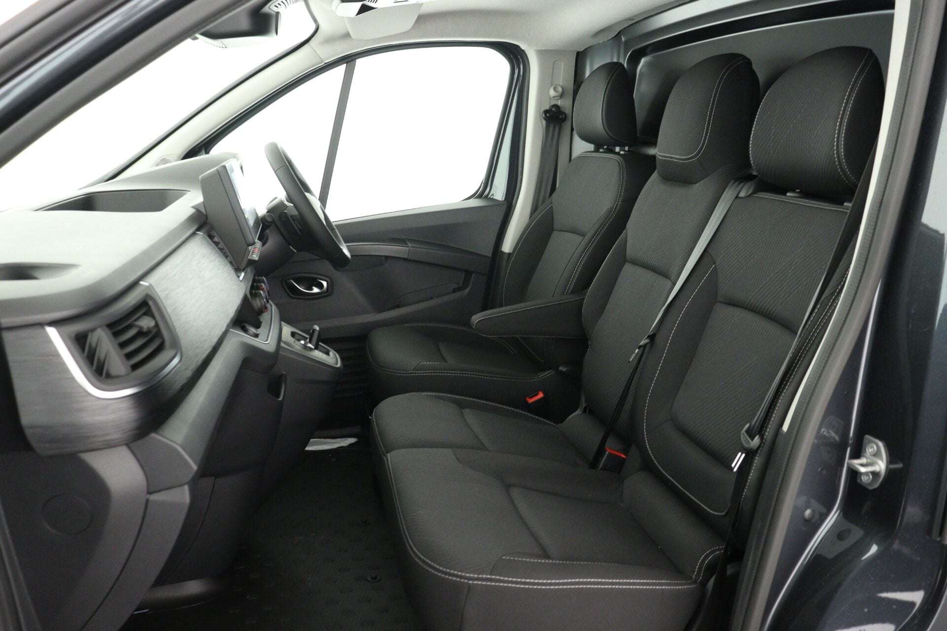 2026 RENAULT TRAFIC 2026 RENAULT TRAFIC