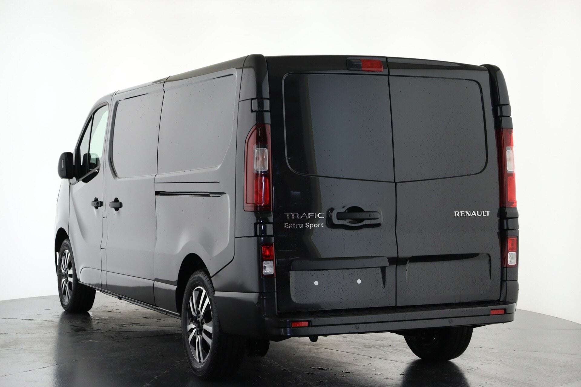 2026 RENAULT TRAFIC 2026 RENAULT TRAFIC