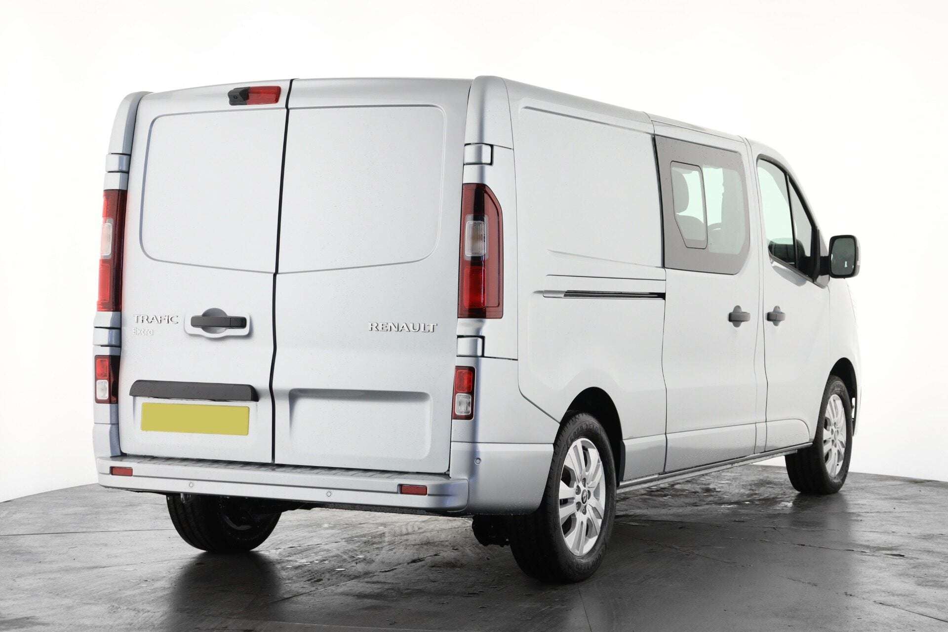 A 2026 RENAULT TRAFIC LL30 Blue dCi 150 Extra Crew Van A 2026 RENAULT TRAFIC LL30 Blue dCi 150 Extra Crew Van