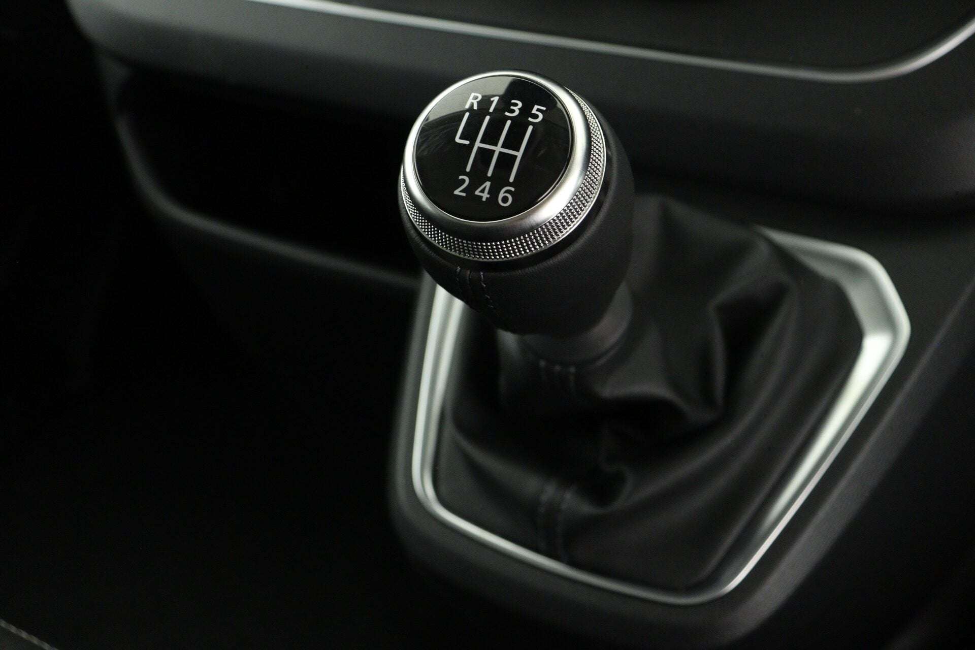 2026 RENAULT TRAFIC 2026 RENAULT TRAFIC