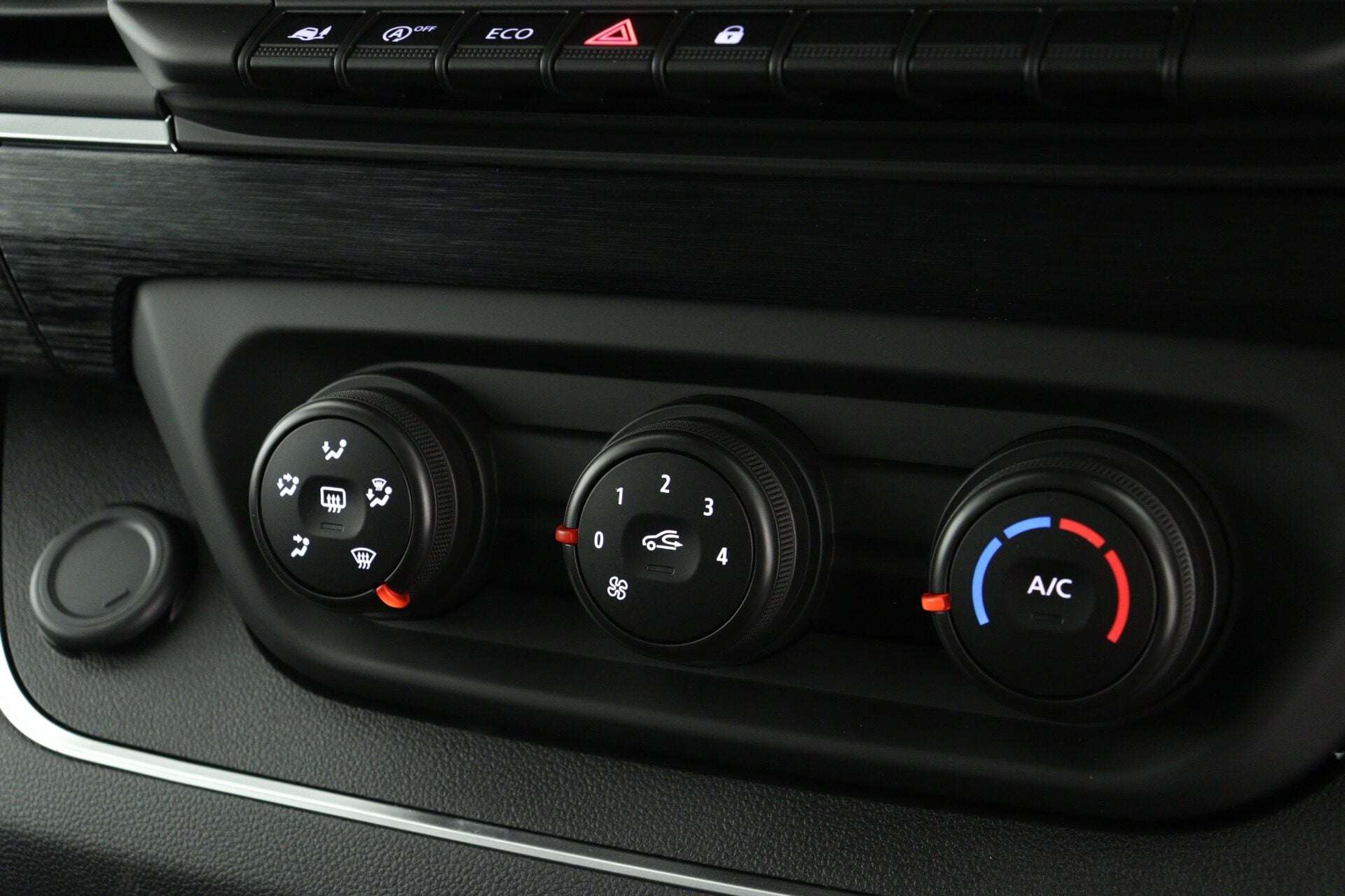 2026 RENAULT TRAFIC 2026 RENAULT TRAFIC