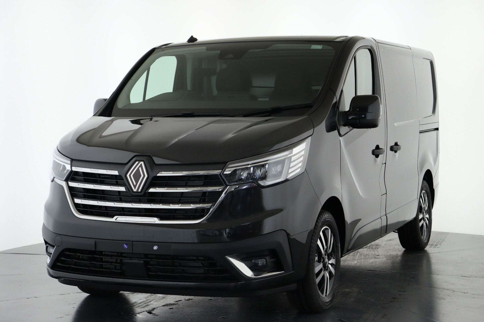 2026 RENAULT TRAFIC 2026 RENAULT TRAFIC
