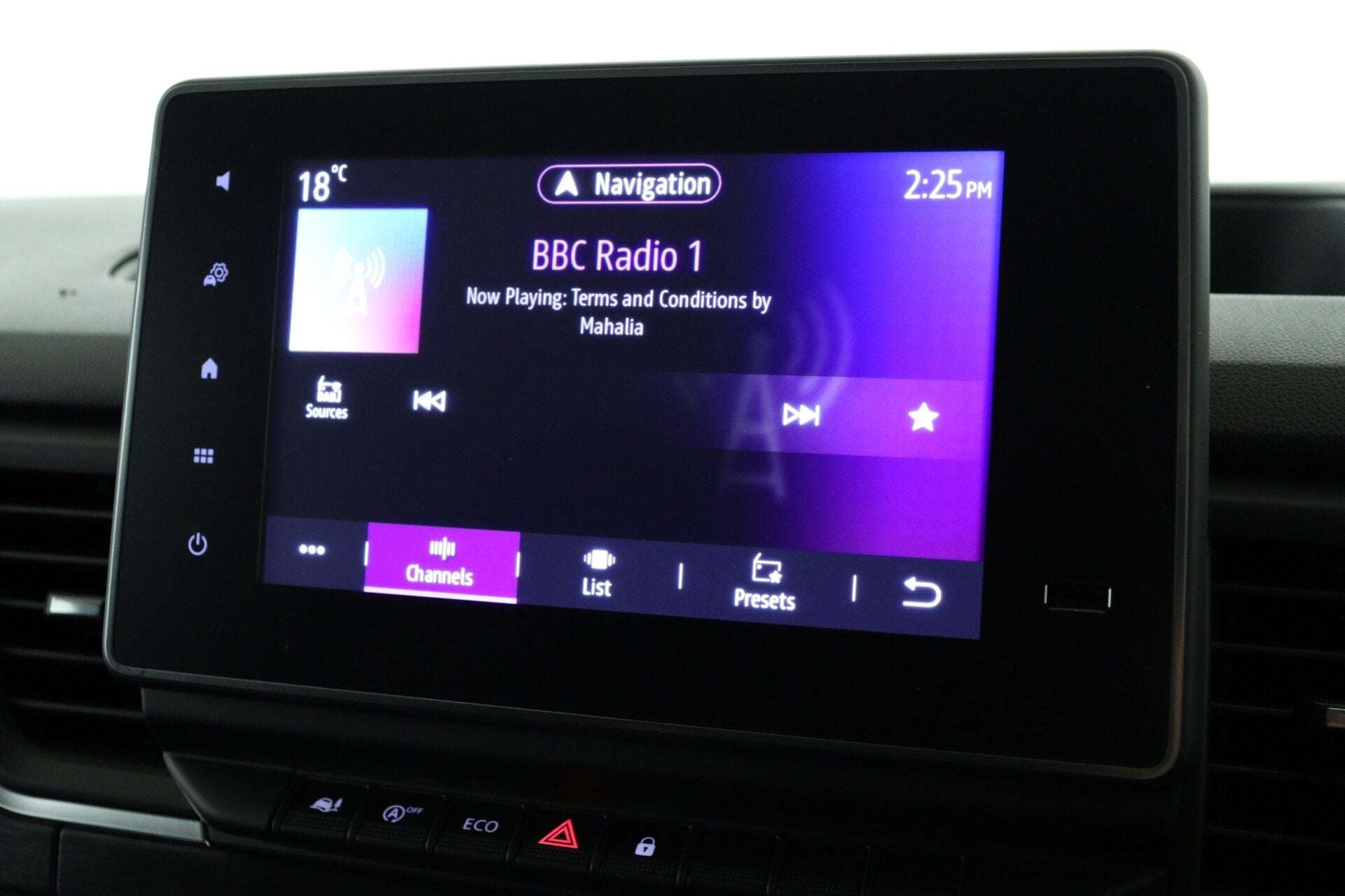 2026 RENAULT TRAFIC 2026 RENAULT TRAFIC