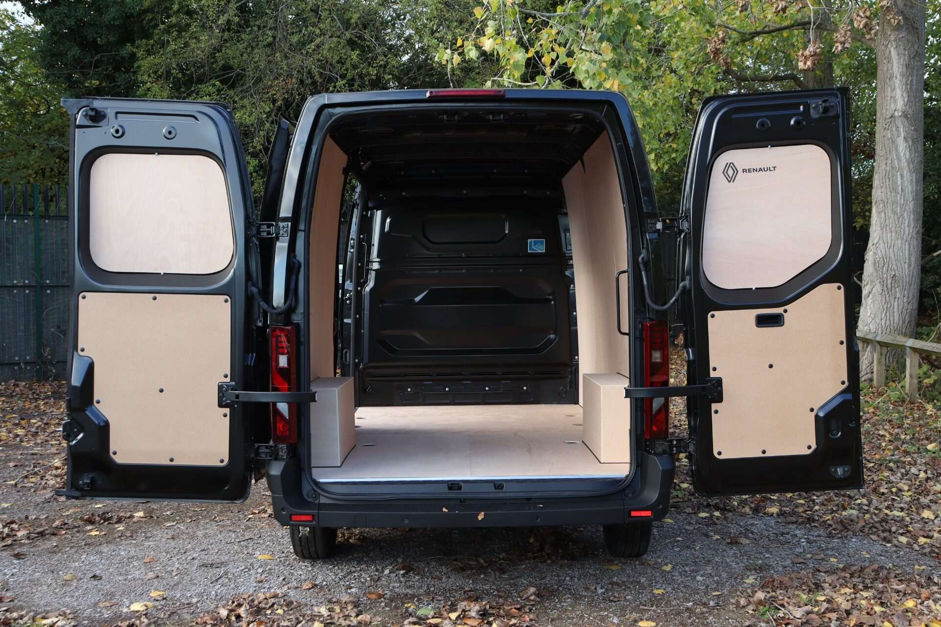 A 2026 RENAULT MASTER LM35 Blue dCi 150 Extra MY26 A 2026 RENAULT MASTER LM35 Blue dCi 150 Extra MY26