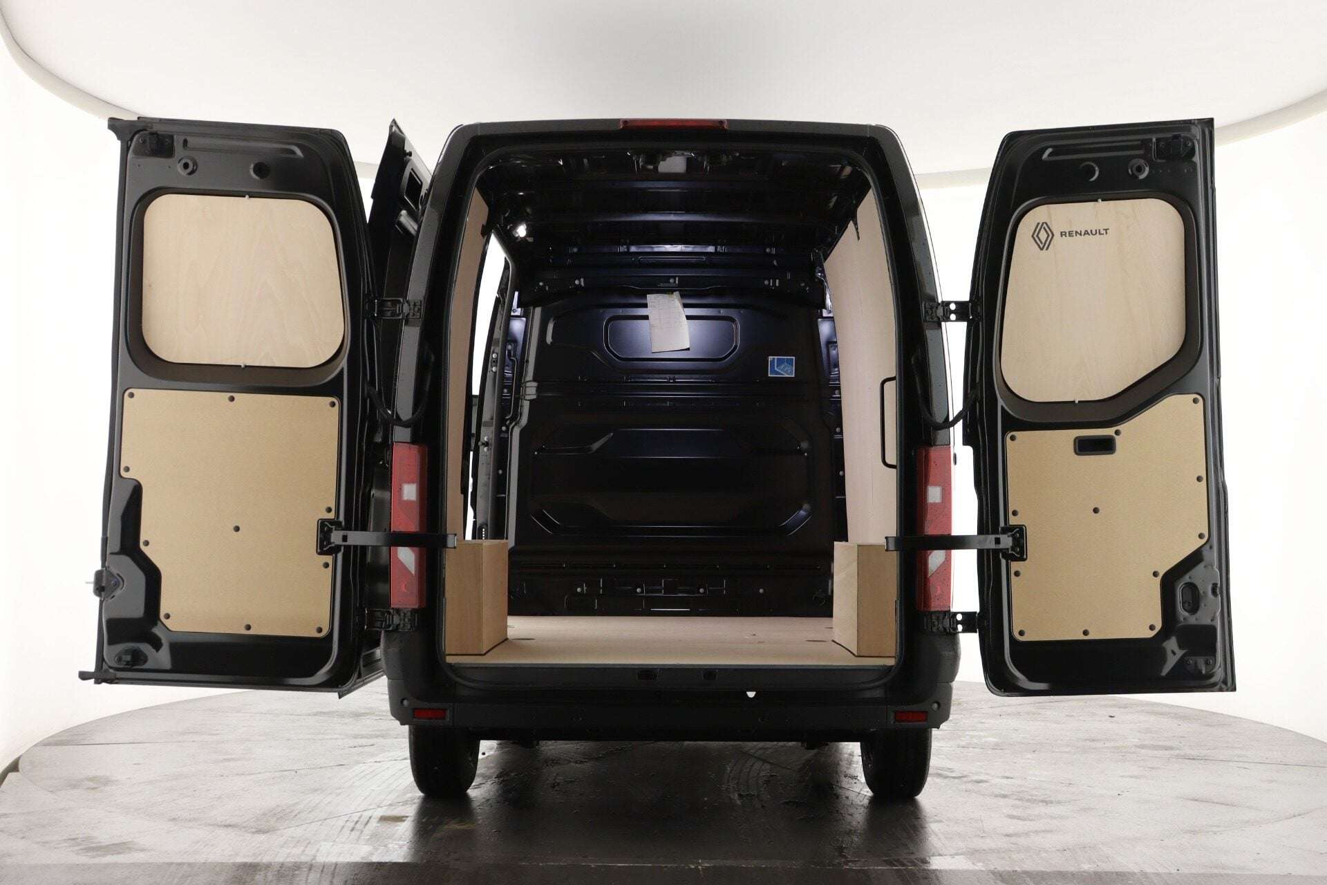 A 2026 RENAULT MASTER MM35 Blue dCi 150 Extra MY26 A 2026 RENAULT MASTER MM35 Blue dCi 150 Extra MY26