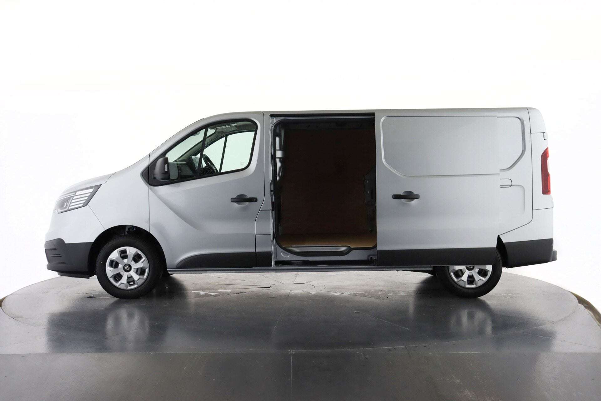2026 RENAULT TRAFIC 2026 RENAULT TRAFIC