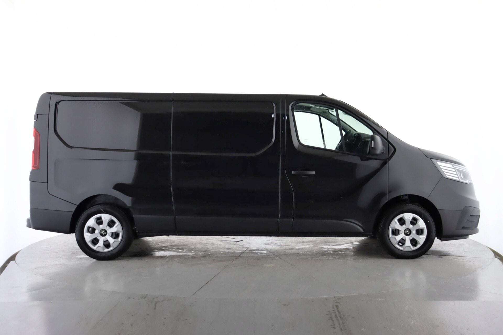2026 RENAULT TRAFIC 2026 RENAULT TRAFIC