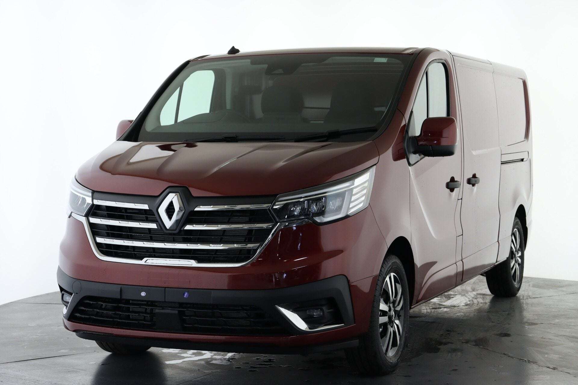 2026 RENAULT TRAFIC 2026 RENAULT TRAFIC