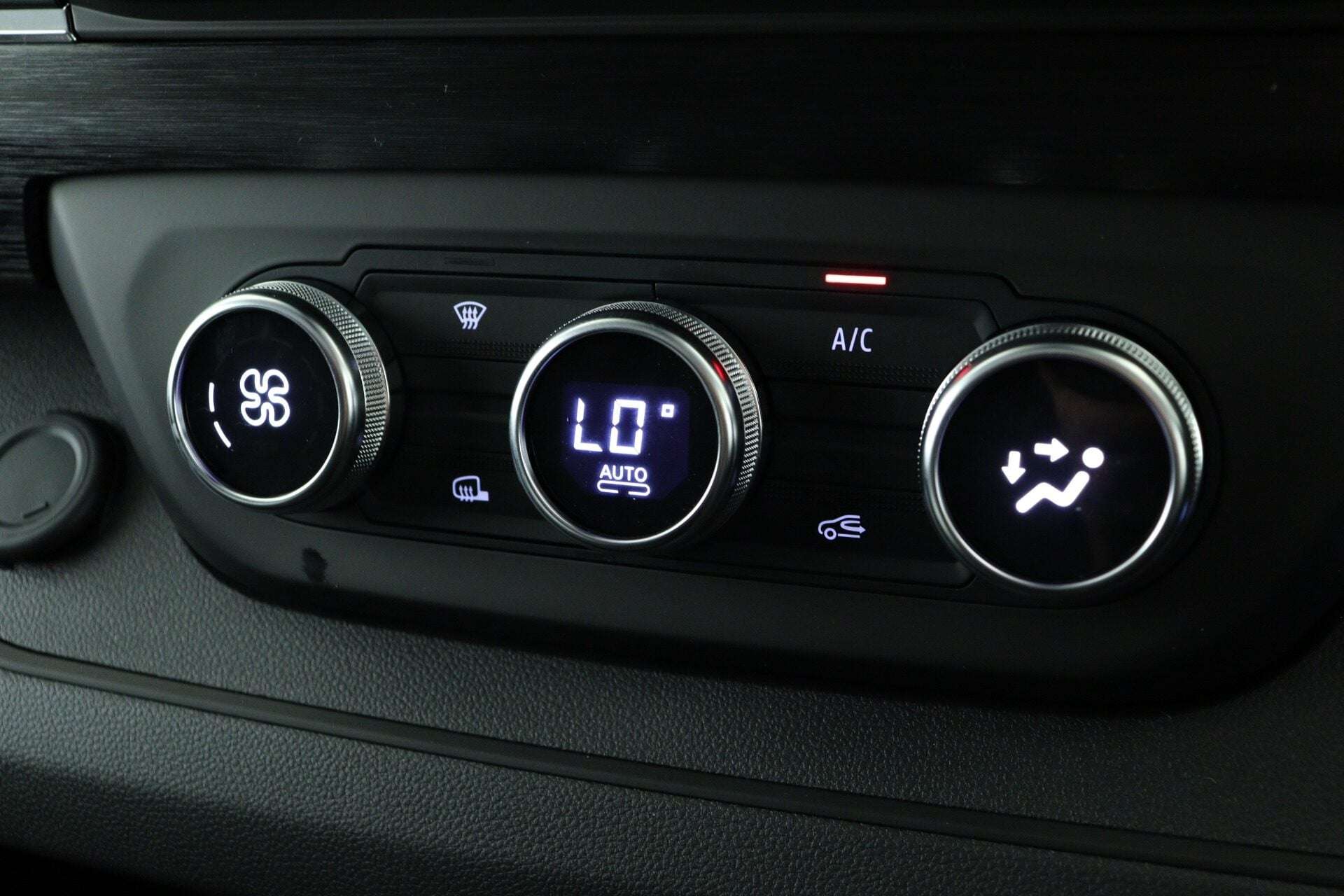 2026 RENAULT TRAFIC 2026 RENAULT TRAFIC