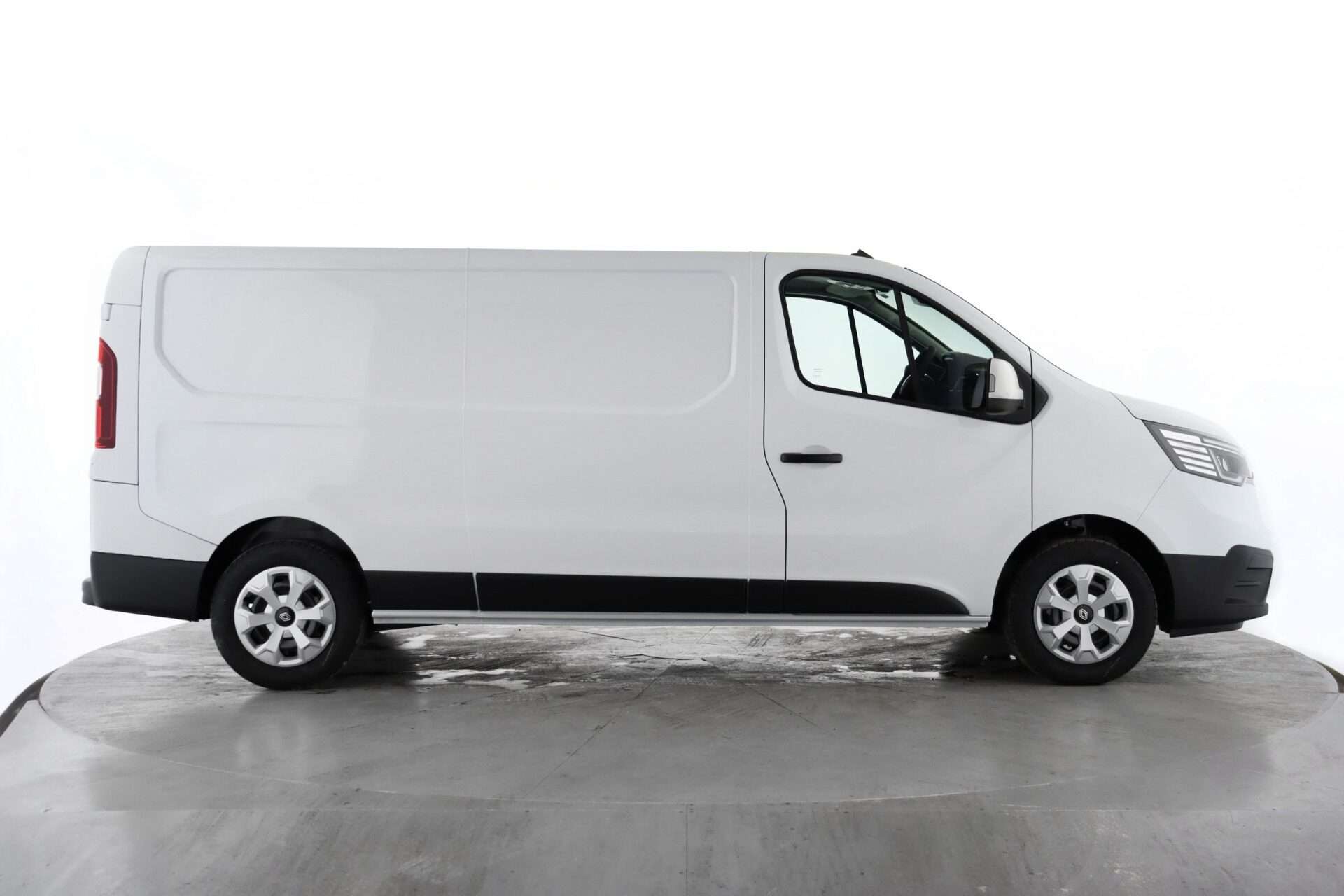 2026 RENAULT TRAFIC 2026 RENAULT TRAFIC
