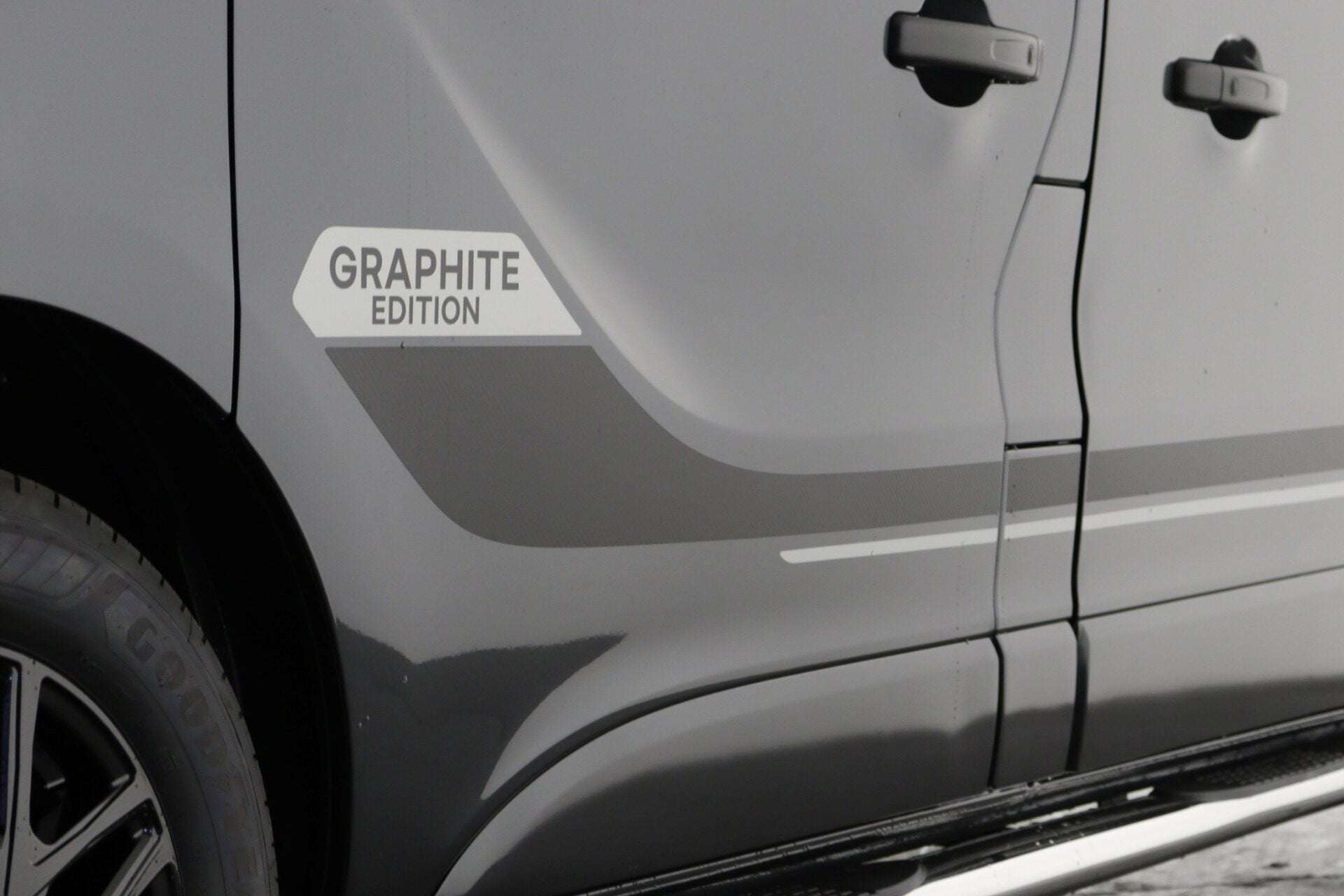 2026 RENAULT TRAFIC 2026 RENAULT TRAFIC
