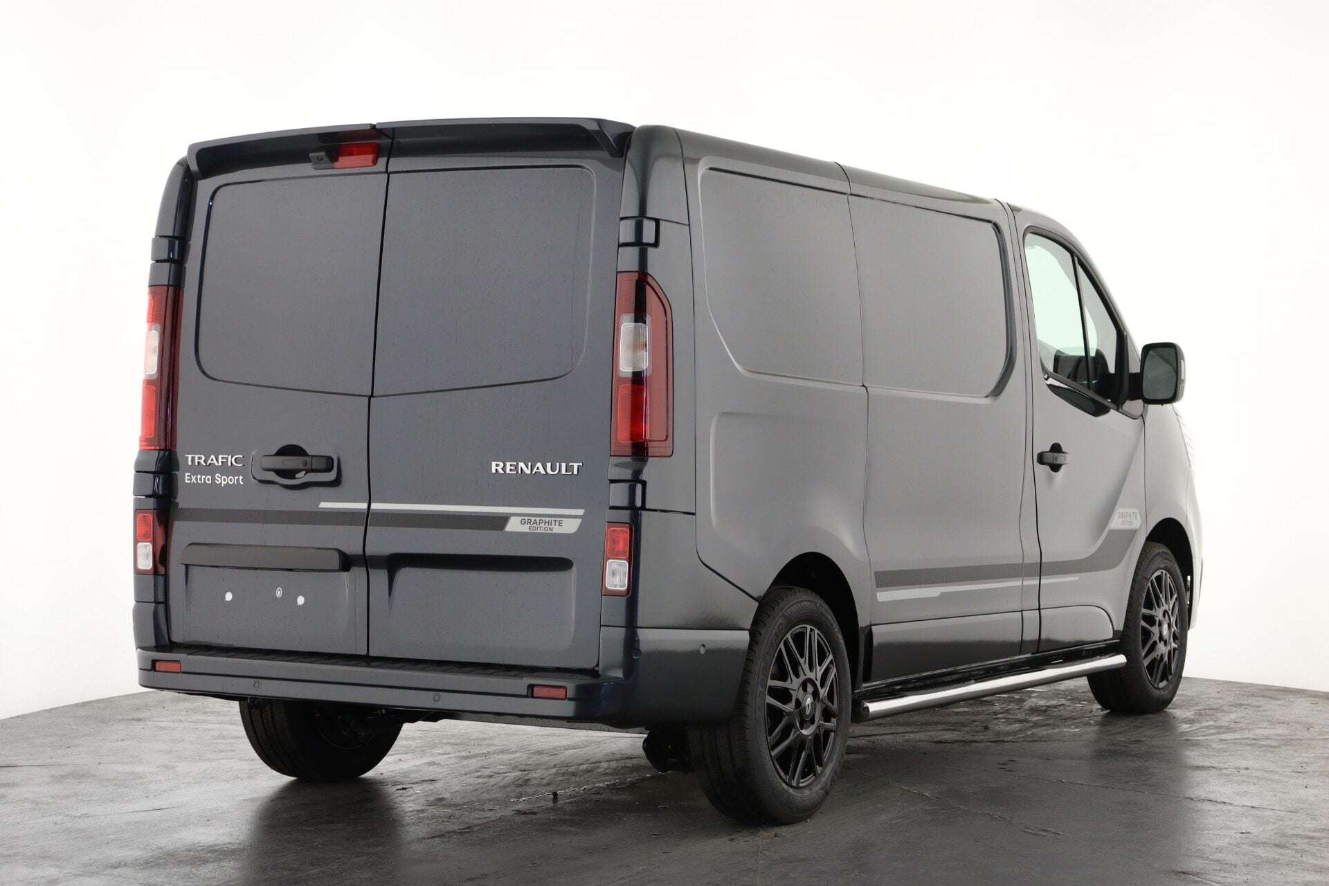A 2026 RENAULT TRAFIC SL30 Blue dCi 170 Graphite Edition Van EAG9 A 2026 RENAULT TRAFIC SL30 Blue dCi 170 Graphite Edition Van EAG9