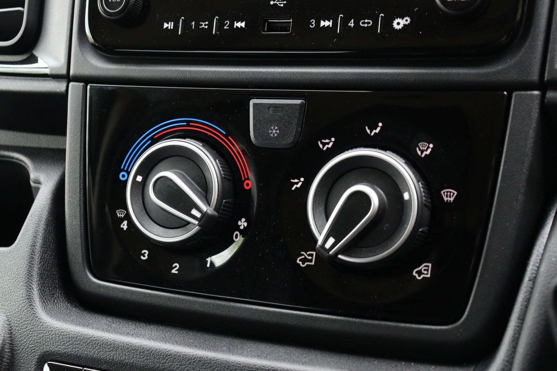 2026 VAUXHALL MOVANO 2026 VAUXHALL MOVANO