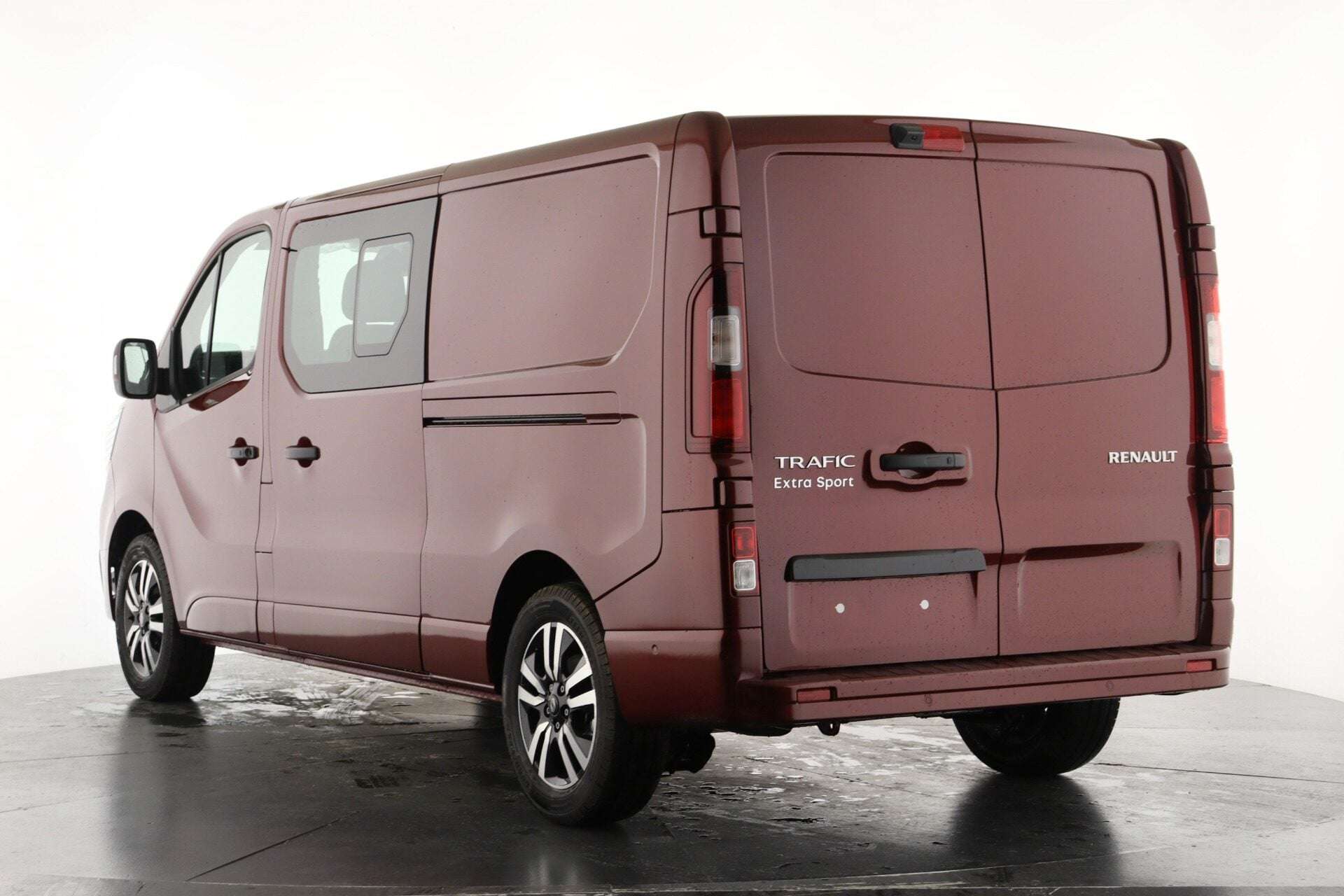 2026 RENAULT TRAFIC 2026 RENAULT TRAFIC