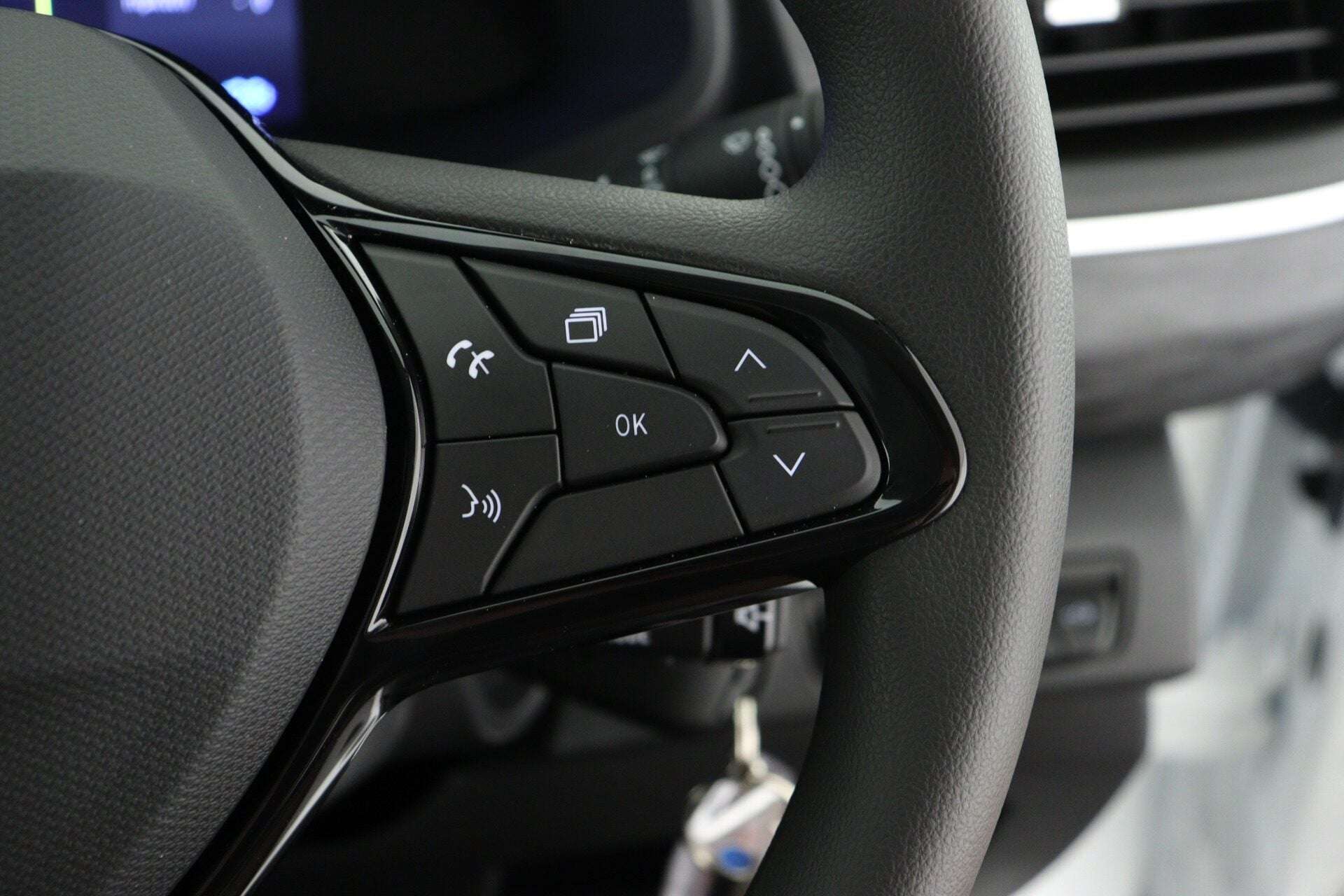 2025 RENAULT TRAFIC 2025 RENAULT TRAFIC