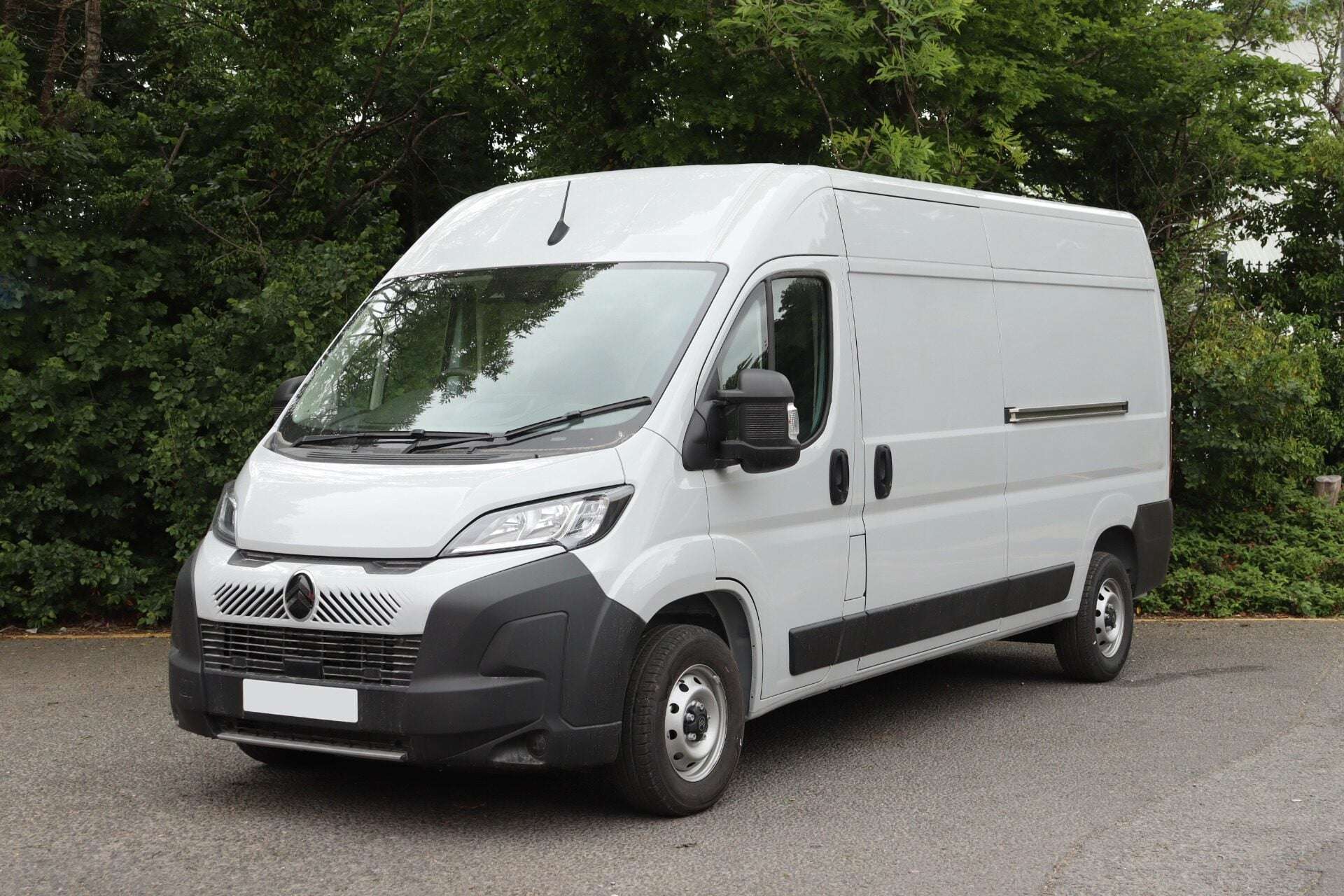 A 2026 CITROEN RELAY 35 L3H2 2.2 BlueHDi 140 Enterprise A 2026 CITROEN RELAY 35 L3H2 2.2 BlueHDi 140 Enterprise