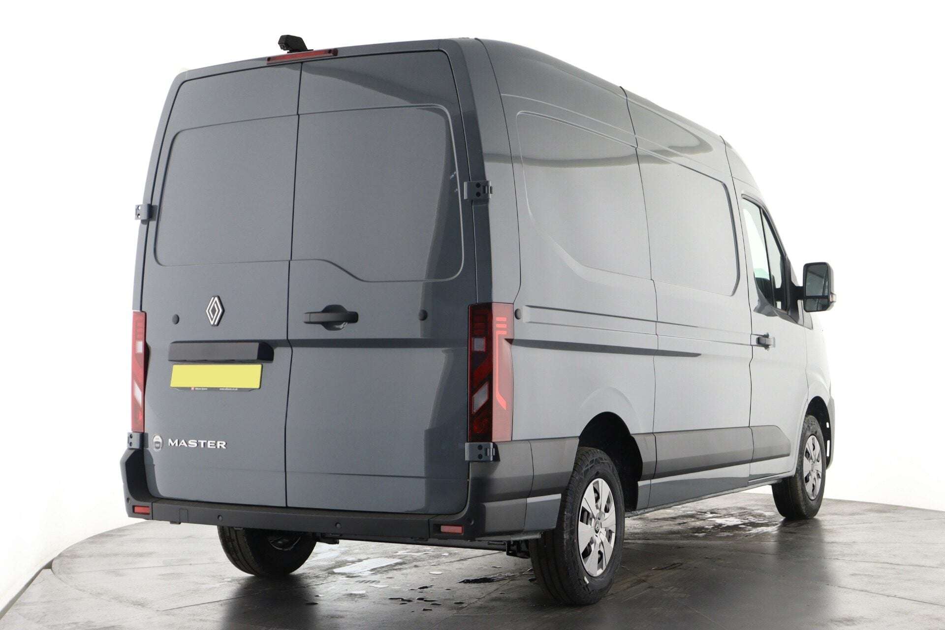 A 2026 RENAULT MASTER MM35 Blue dCi 130 Advance + Rear Camera A 2026 RENAULT MASTER MM35 Blue dCi 130 Advance + Rear Camera