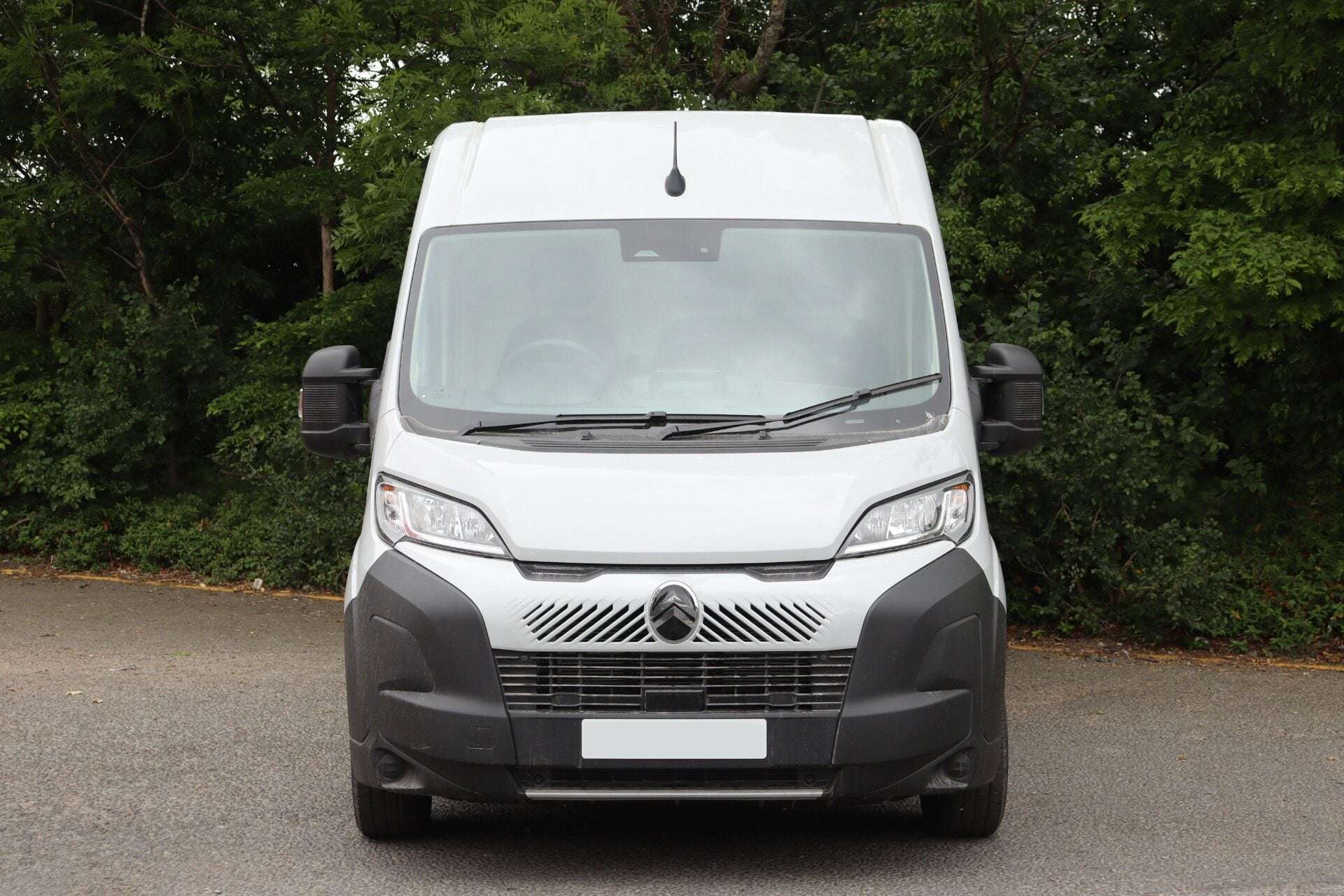 A 2026 CITROEN RELAY 35 L3H2 2.2 BlueHDi 140 Enterprise A 2026 CITROEN RELAY 35 L3H2 2.2 BlueHDi 140 Enterprise