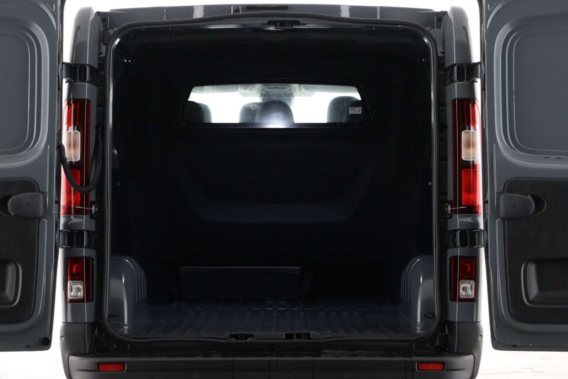 A 2026 RENAULT TRAFIC LL30 Blue dCi 170 ExtraSport CrewVan EAG9 A 2026 RENAULT TRAFIC LL30 Blue dCi 170 ExtraSport CrewVan EAG9