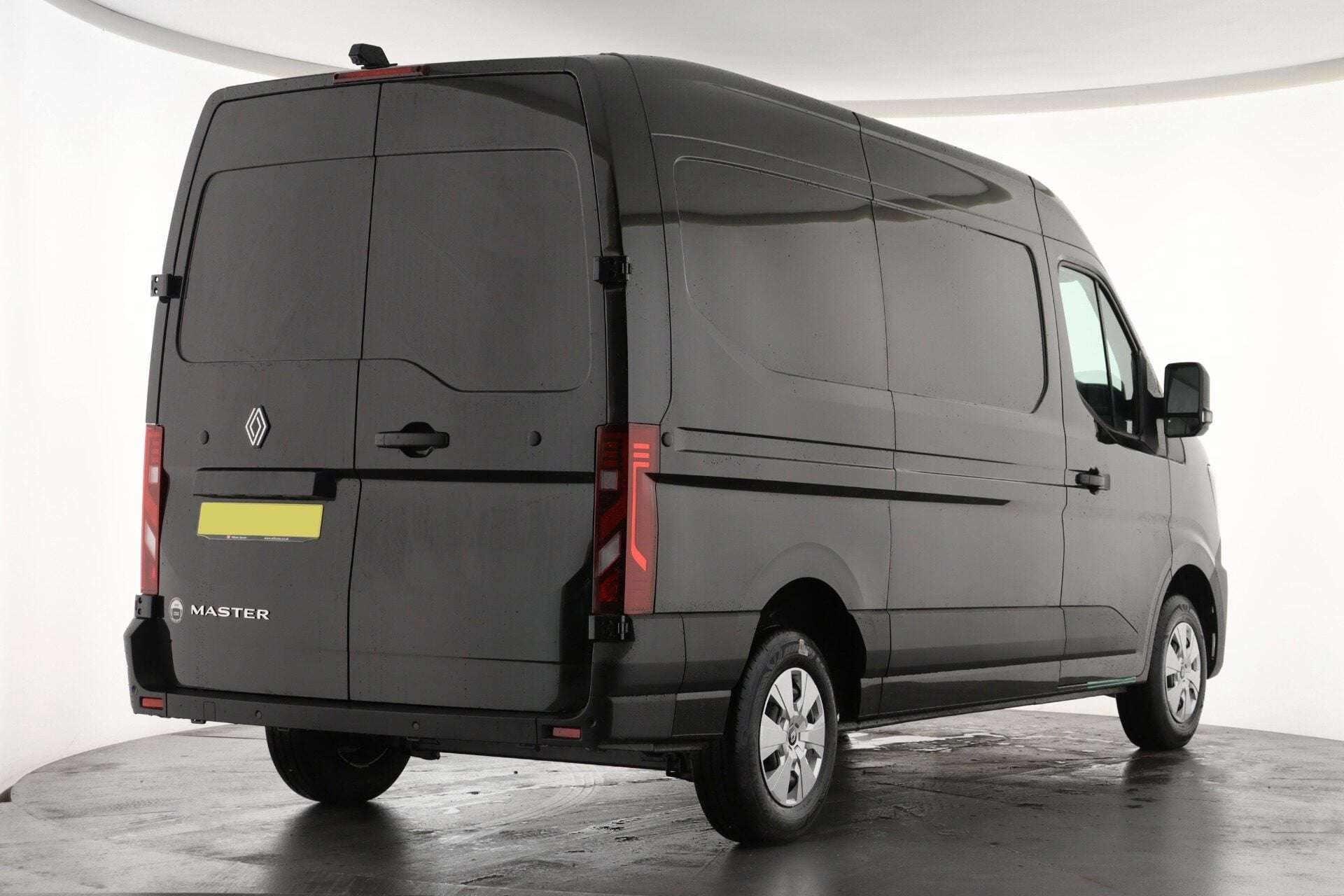 A 2026 RENAULT MASTER MM35 Blue dCi 150 Advance Auto MY26 + Rear Camera A 2026 RENAULT MASTER MM35 Blue dCi 150 Advance Auto MY26 + Rear Camera