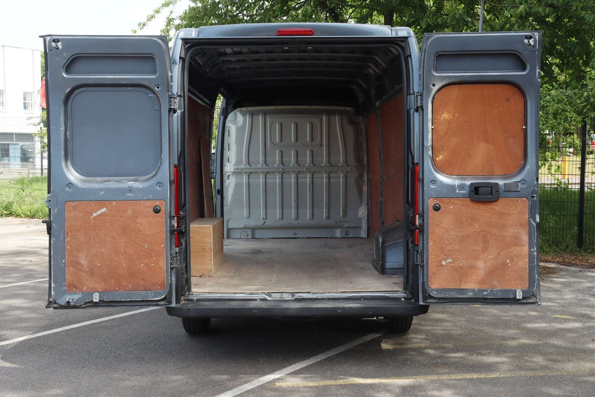 A 2021 CITROEN RELAY 35 L4H2 2.2 BlueHDi 140ps Enterprise A 2021 CITROEN RELAY 35 L4H2 2.2 BlueHDi 140ps Enterprise