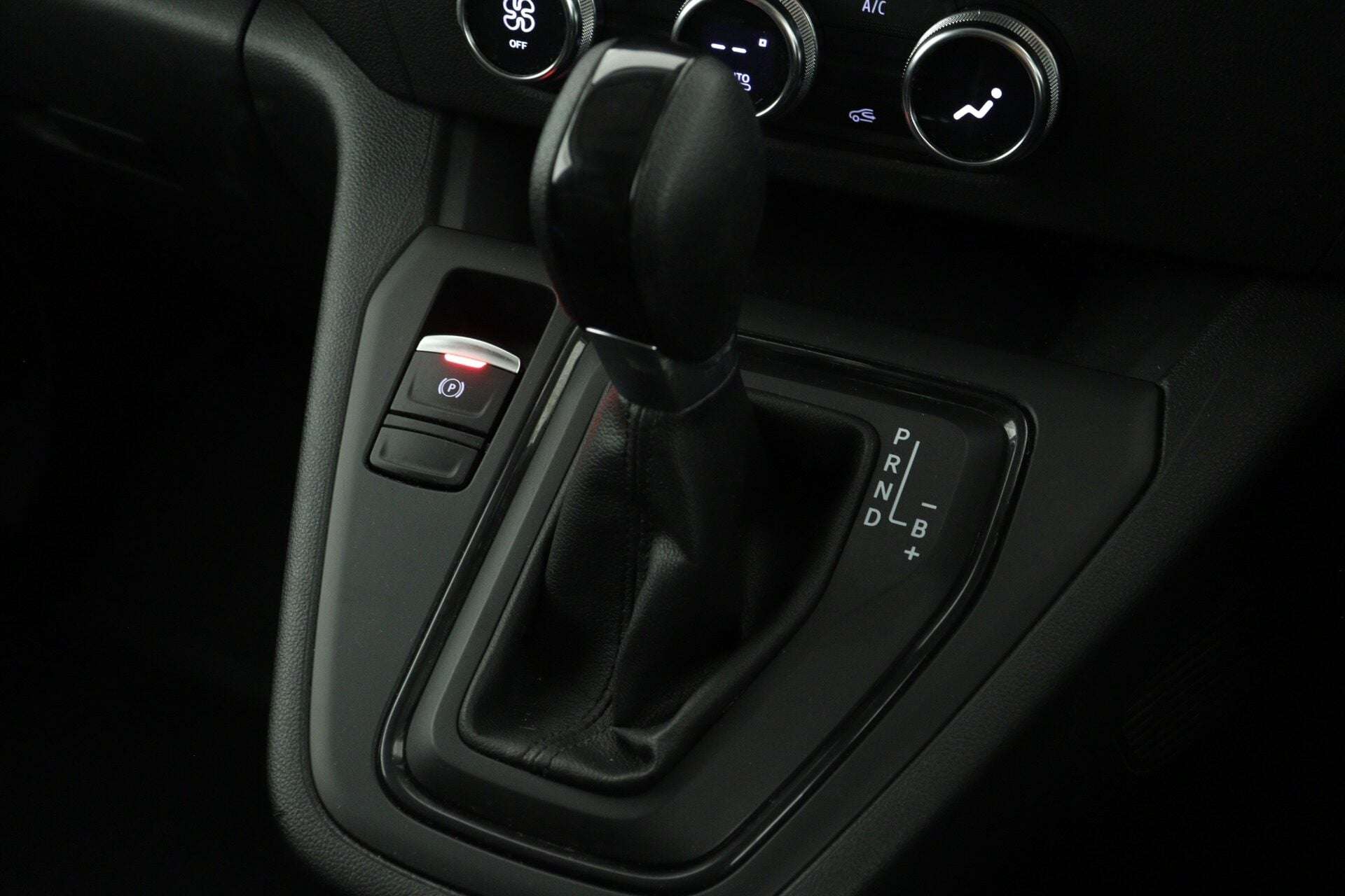 2024 RENAULT KANGOO 2024 RENAULT KANGOO