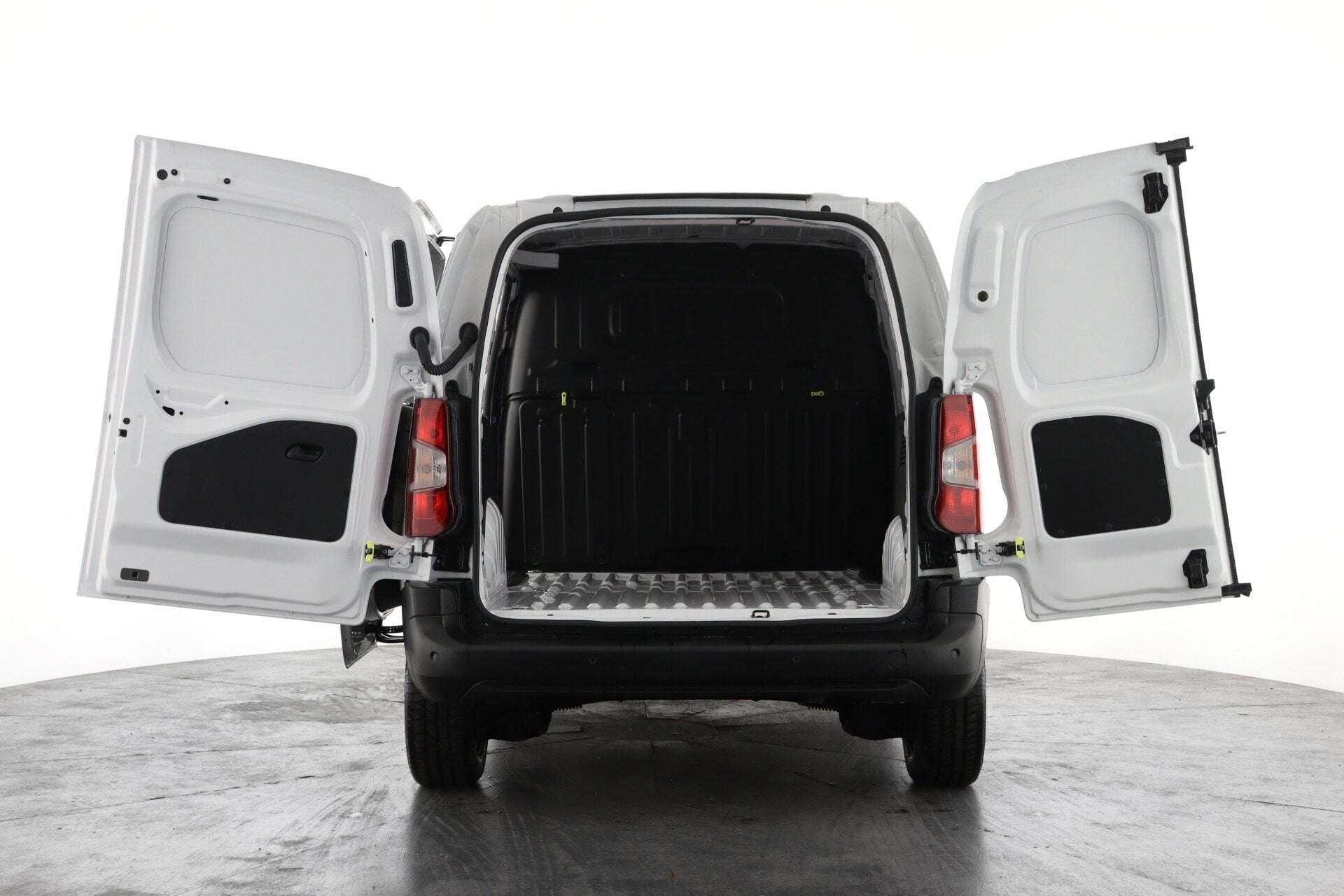 A 2026 CITROEN BERLINGO M 1.5 BlueHDi 100ps Enterprise Plus A 2026 CITROEN BERLINGO M 1.5 BlueHDi 100ps Enterprise Plus