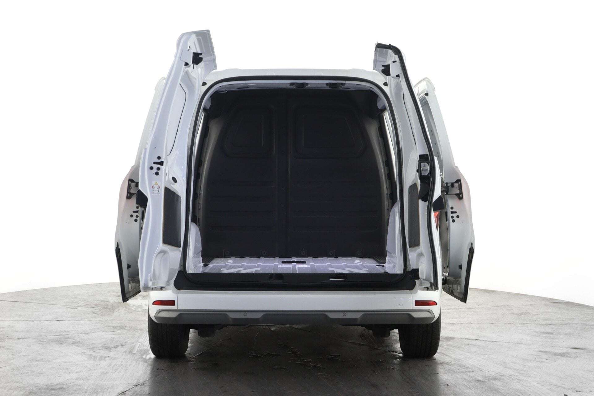 A 2023 NISSAN TOWNSTAR L1 90kW Tekna Van Auto 45kWh A 2023 NISSAN TOWNSTAR L1 90kW Tekna Van Auto 45kWh