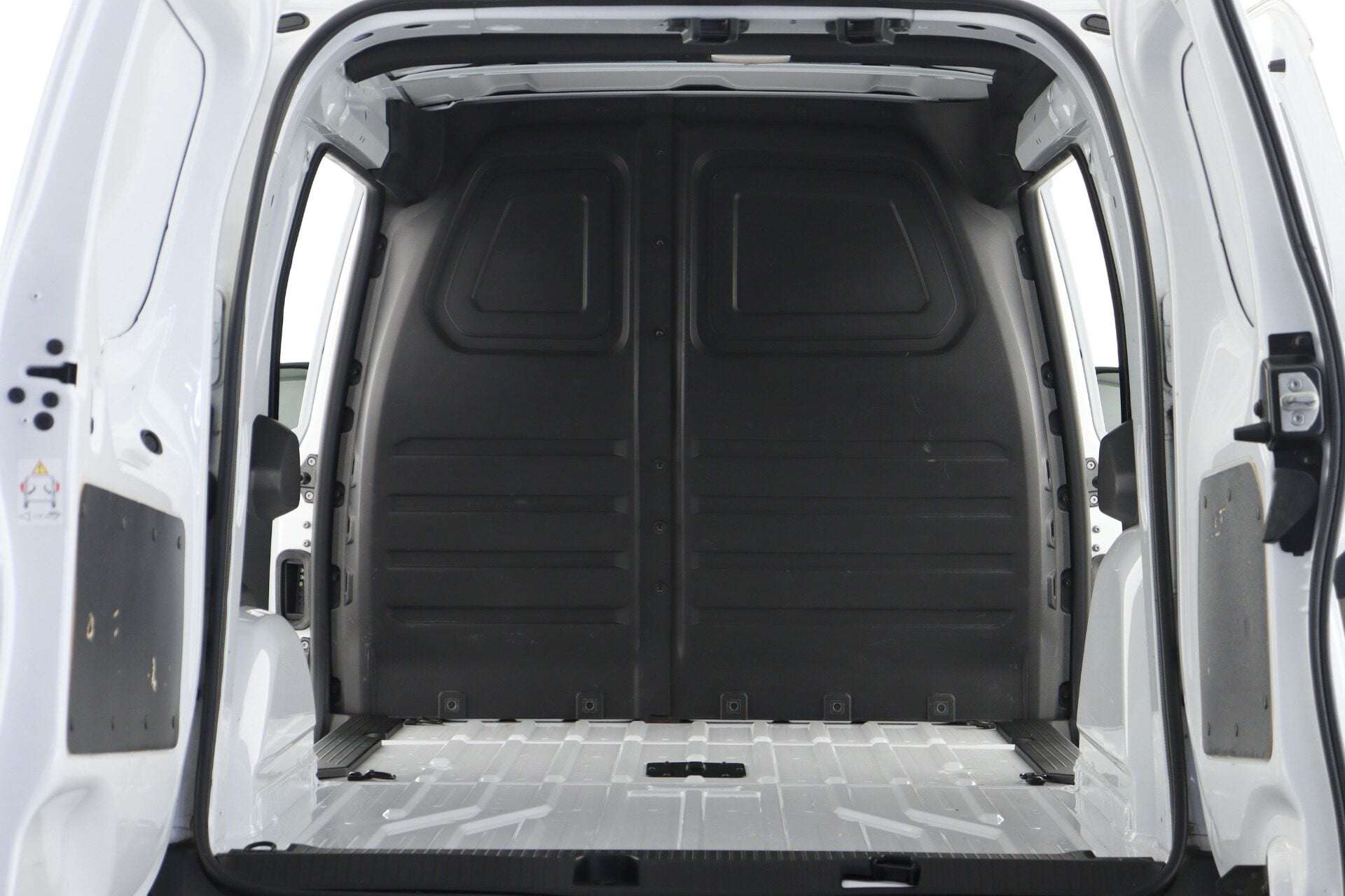 A 2024 RENAULT KANGOO LL21 90kW 44kWh Start Van Auto A 2024 RENAULT KANGOO LL21 90kW 44kWh Start Van Auto