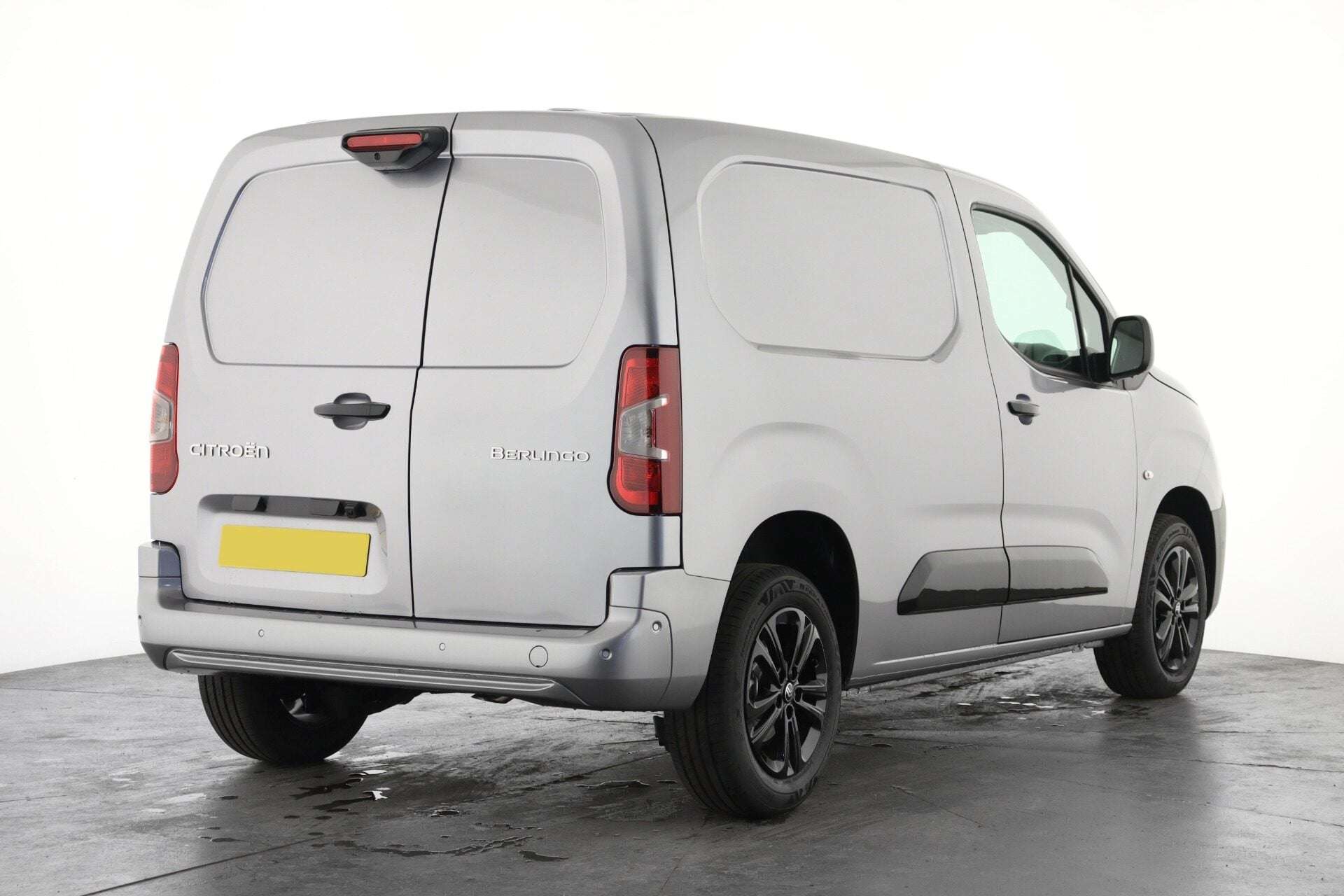 A 2026 CITROEN BERLINGO M 1.5 BlueHDi 100ps Driver A 2026 CITROEN BERLINGO M 1.5 BlueHDi 100ps Driver