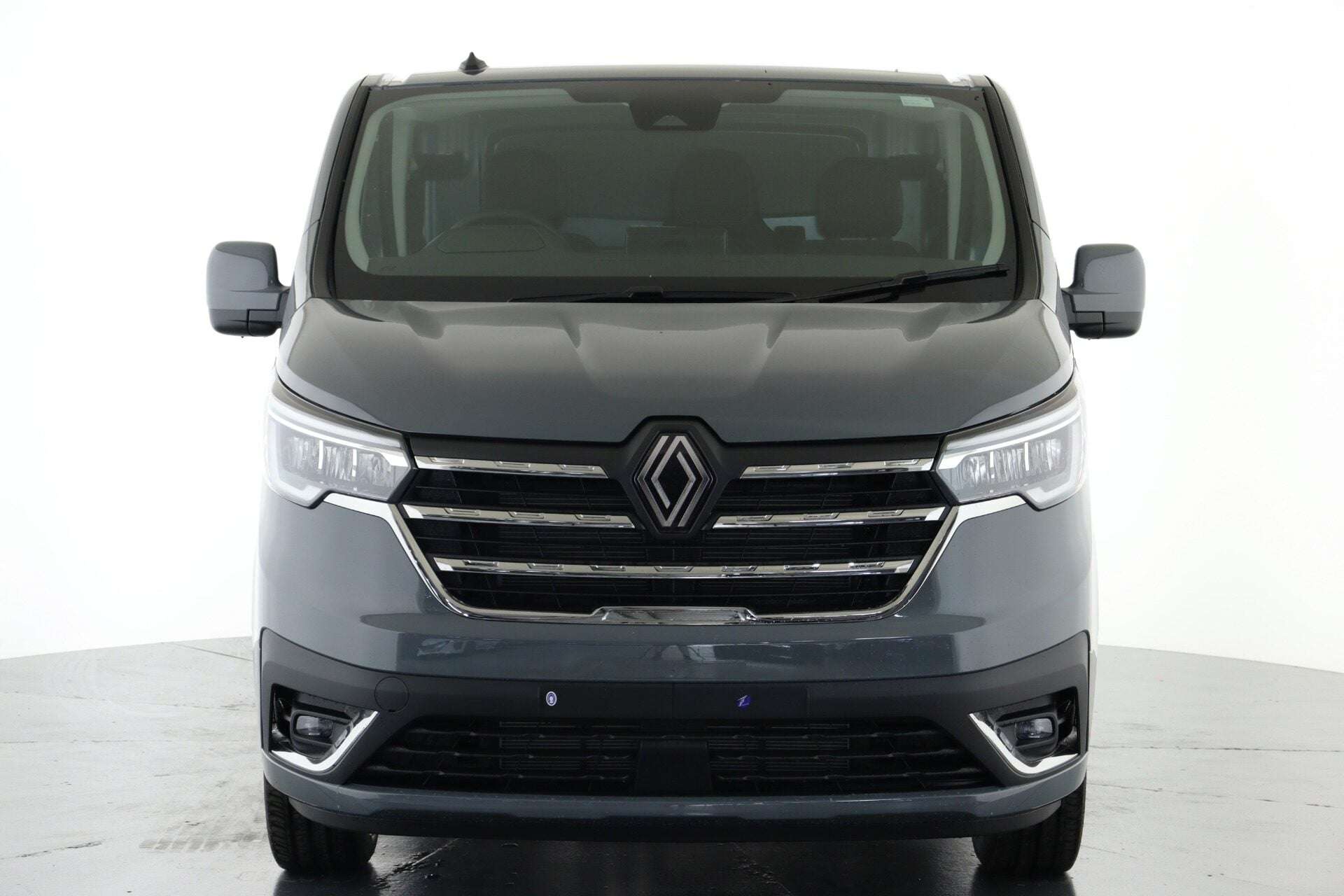 2026 RENAULT TRAFIC 2026 RENAULT TRAFIC