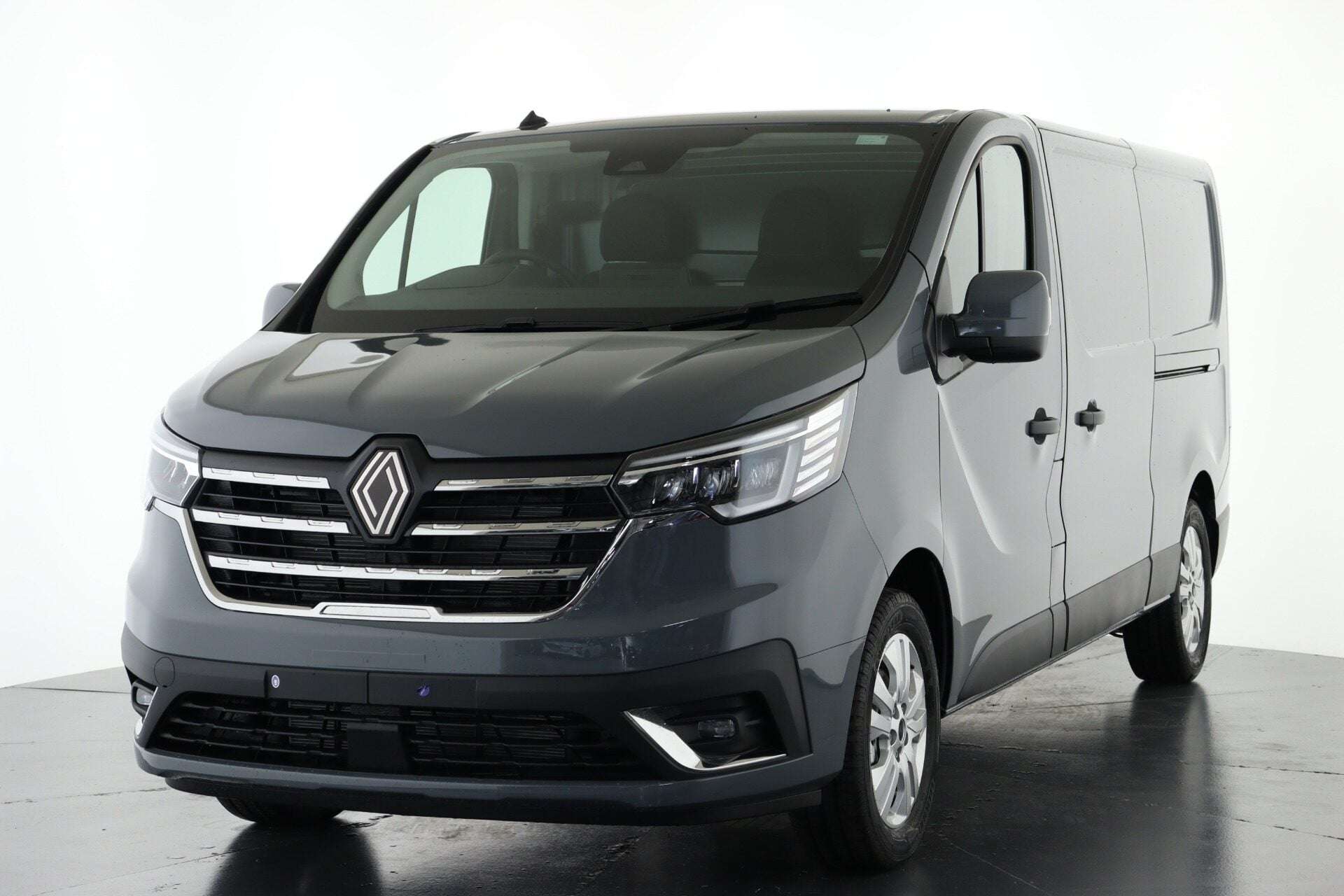 2026 RENAULT TRAFIC 2026 RENAULT TRAFIC