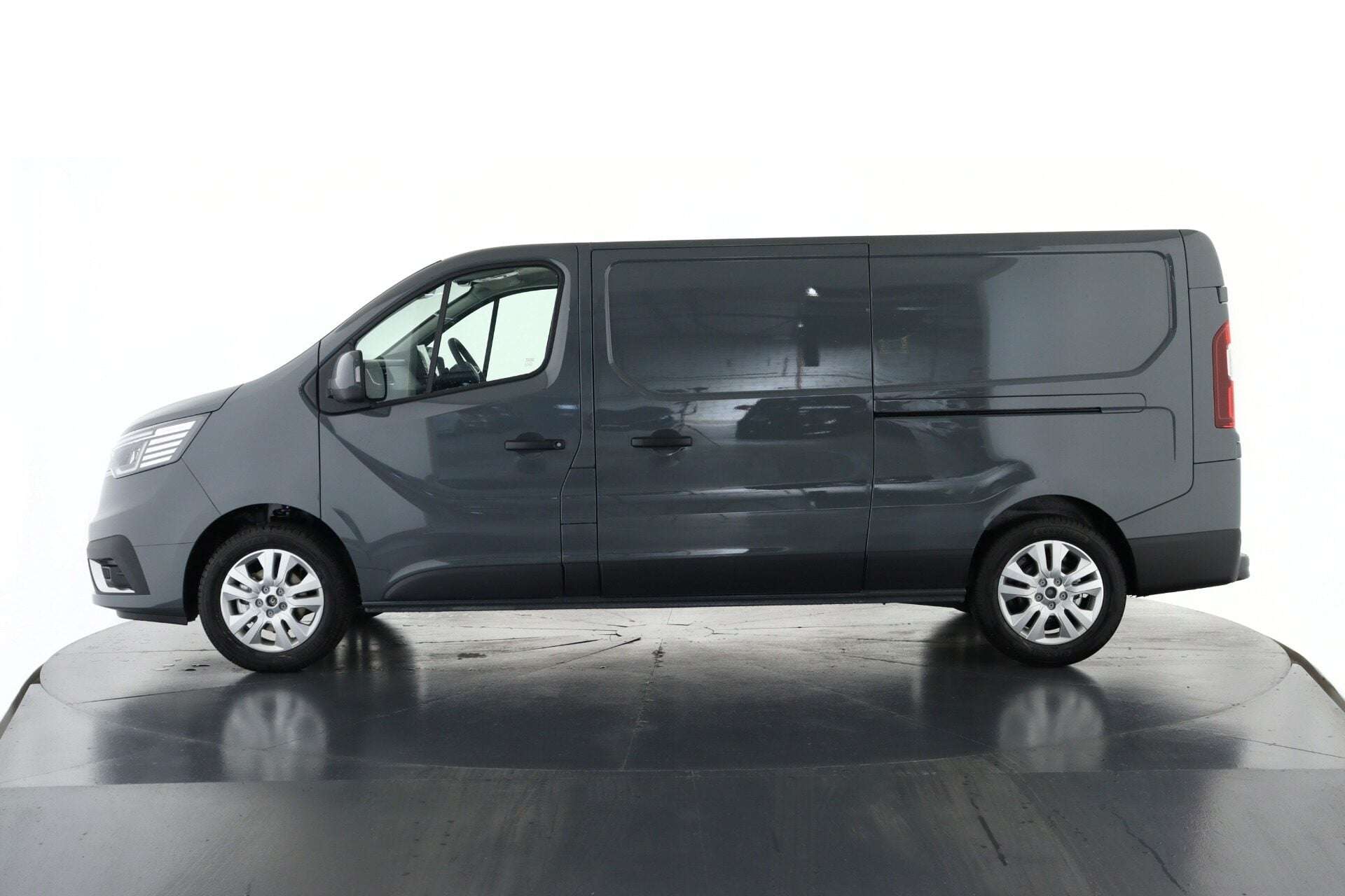 2026 RENAULT TRAFIC 2026 RENAULT TRAFIC