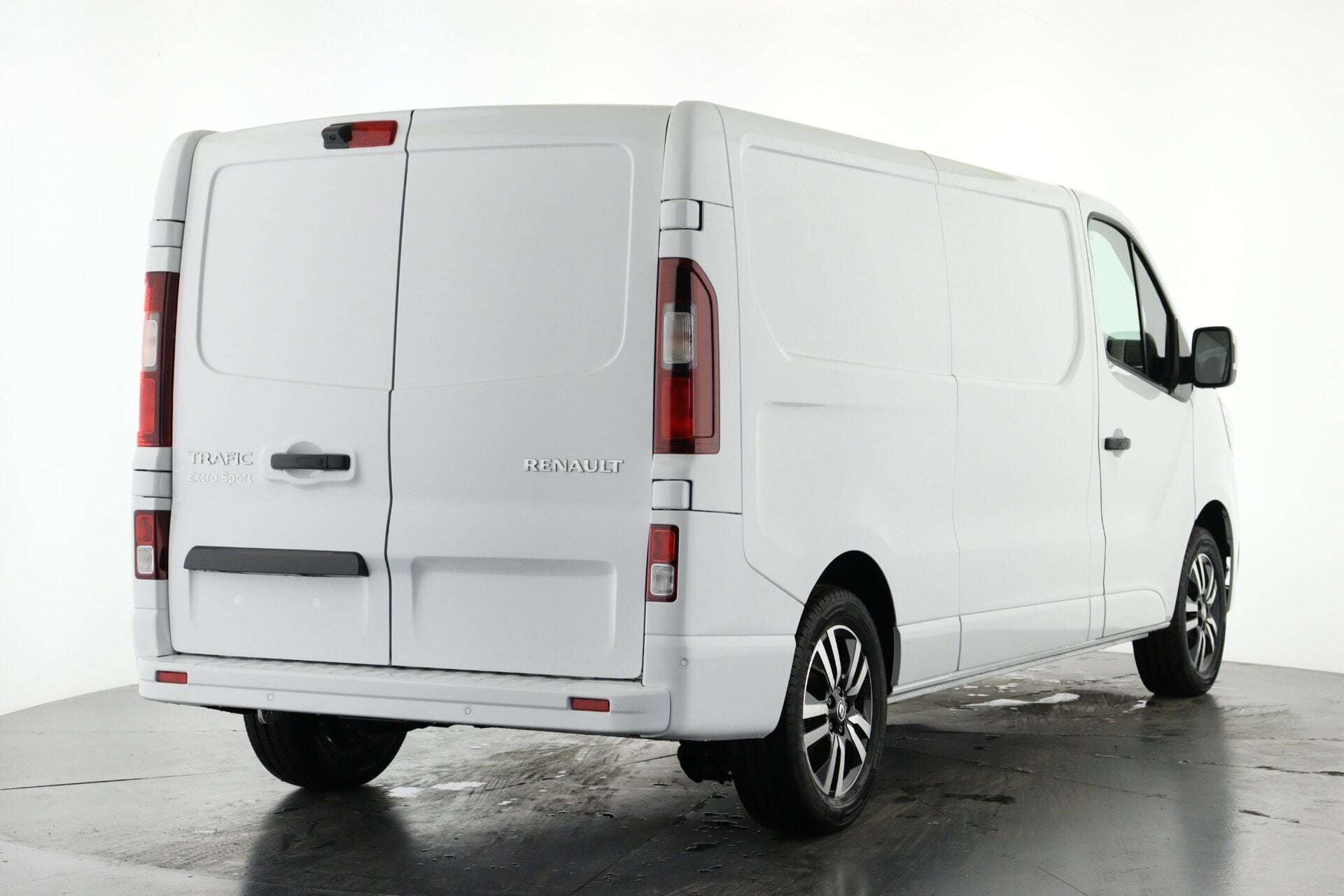 2026 RENAULT TRAFIC 2026 RENAULT TRAFIC