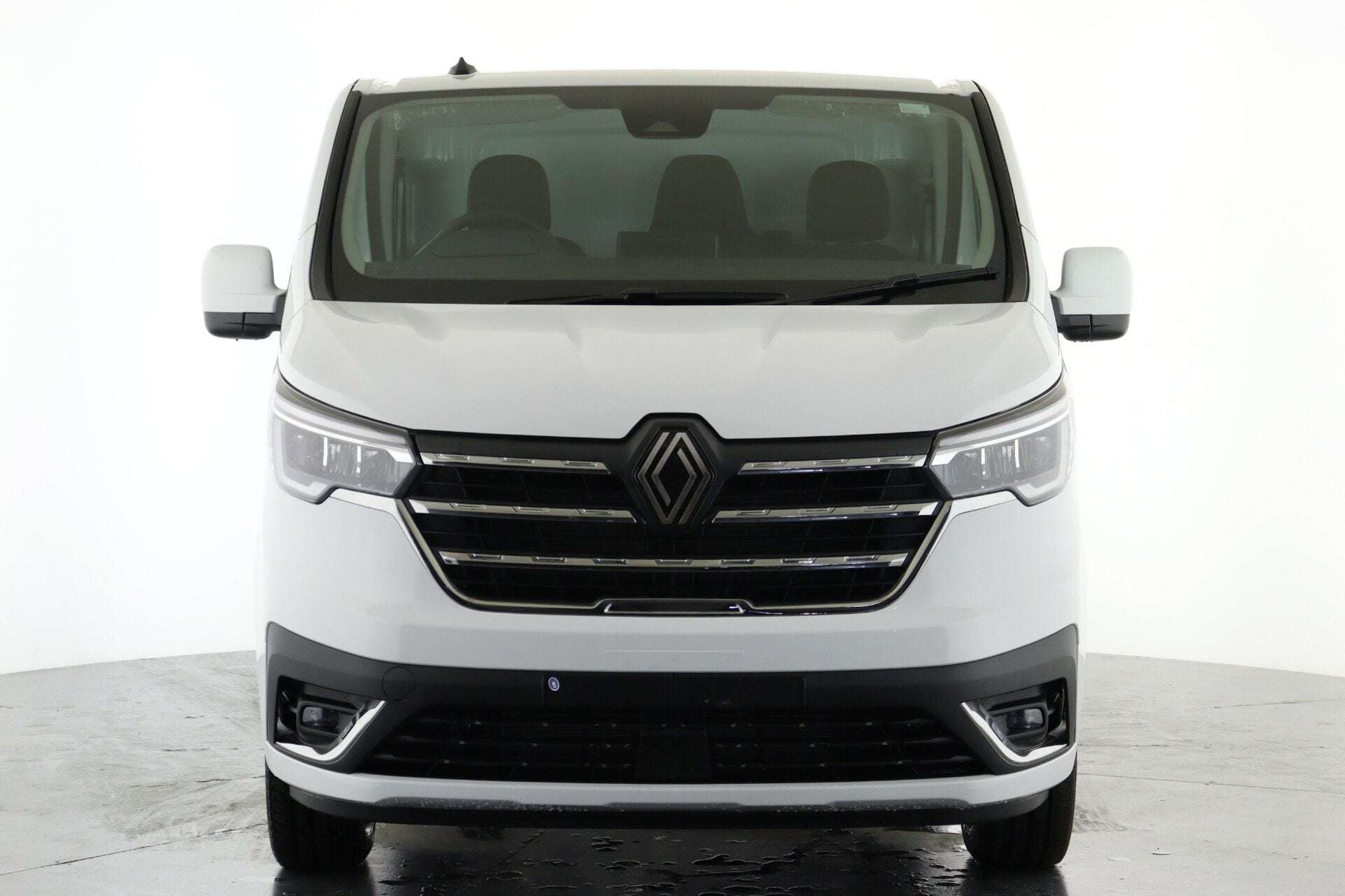 2026 RENAULT TRAFIC 2026 RENAULT TRAFIC