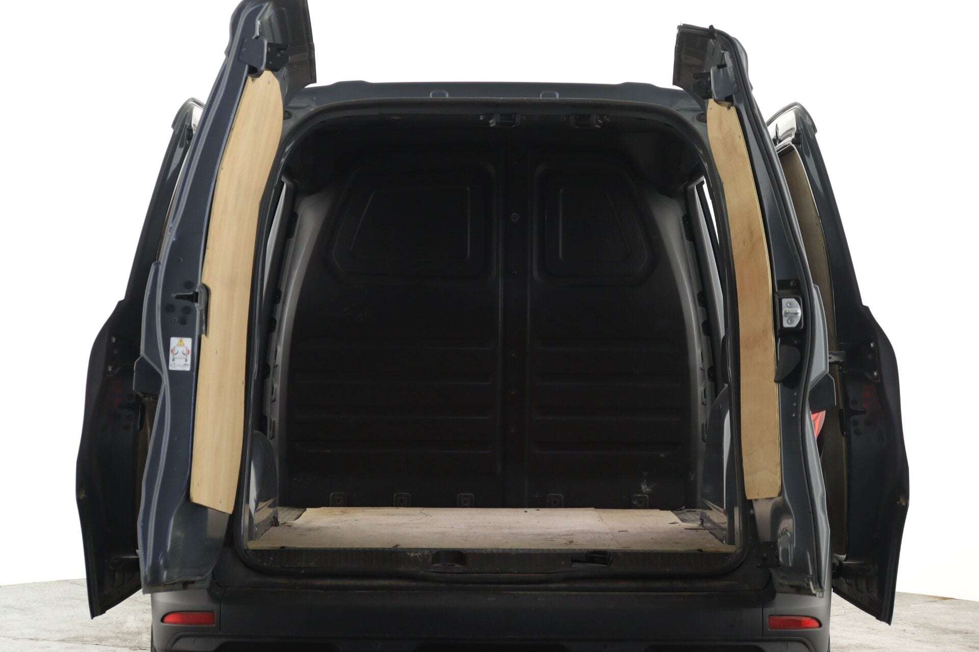 A 2023 RENAULT KANGOO ML19 90kW 44kWh Advance Van Auto A 2023 RENAULT KANGOO ML19 90kW 44kWh Advance Van Auto
