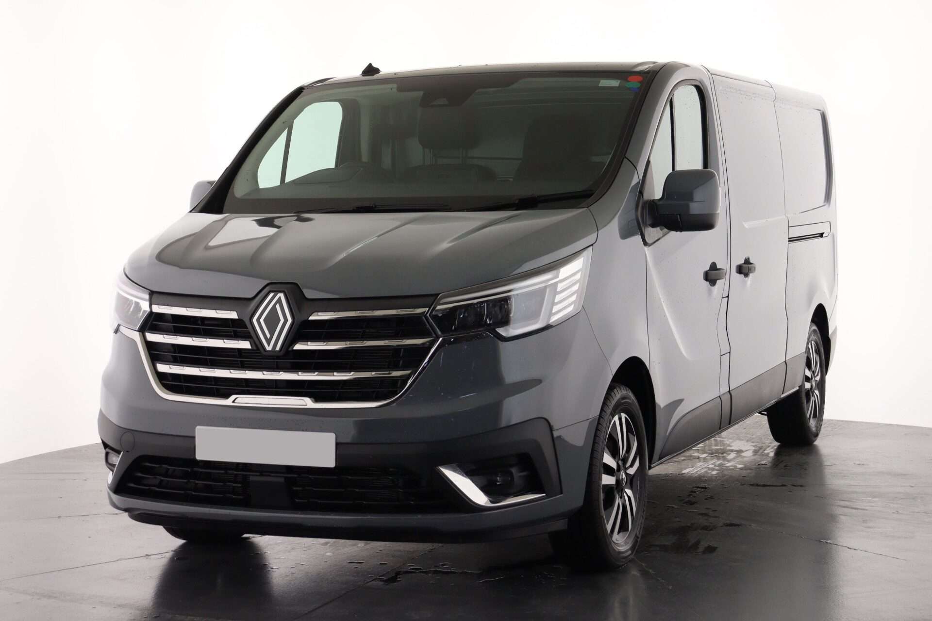 2026 RENAULT TRAFIC 2026 RENAULT TRAFIC