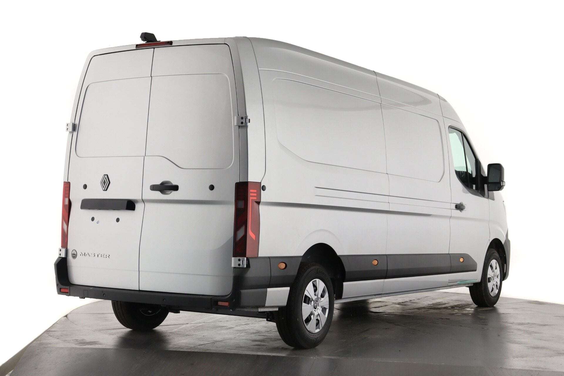 A 2026 RENAULT MASTER LM35 Blue dCi 150 Extra + Rear Camera A 2026 RENAULT MASTER LM35 Blue dCi 150 Extra + Rear Camera