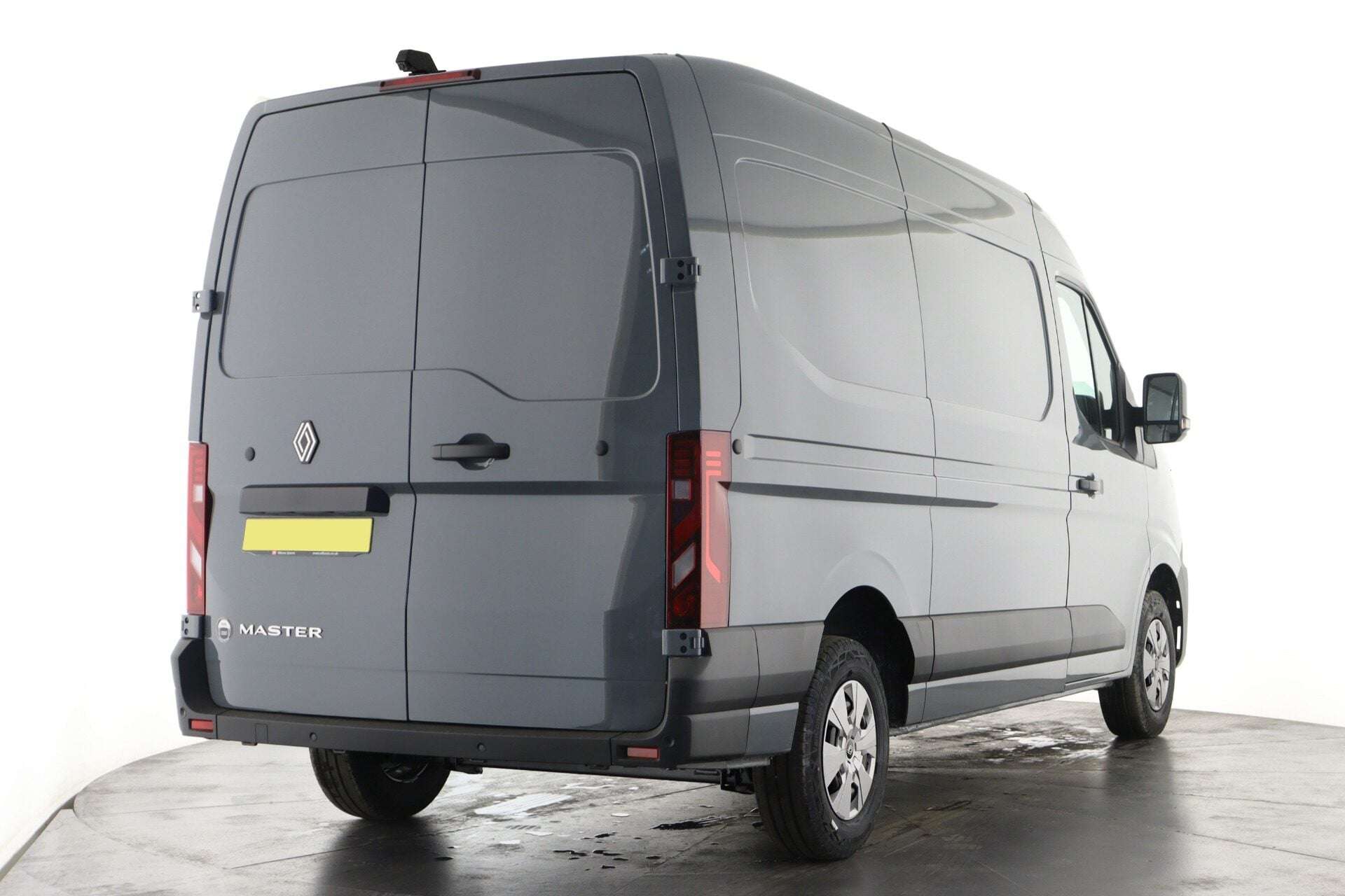 A 2026 RENAULT MASTER MM35 Blue dCi 170 Extra Auto + Rear Camera A 2026 RENAULT MASTER MM35 Blue dCi 170 Extra Auto + Rear Camera