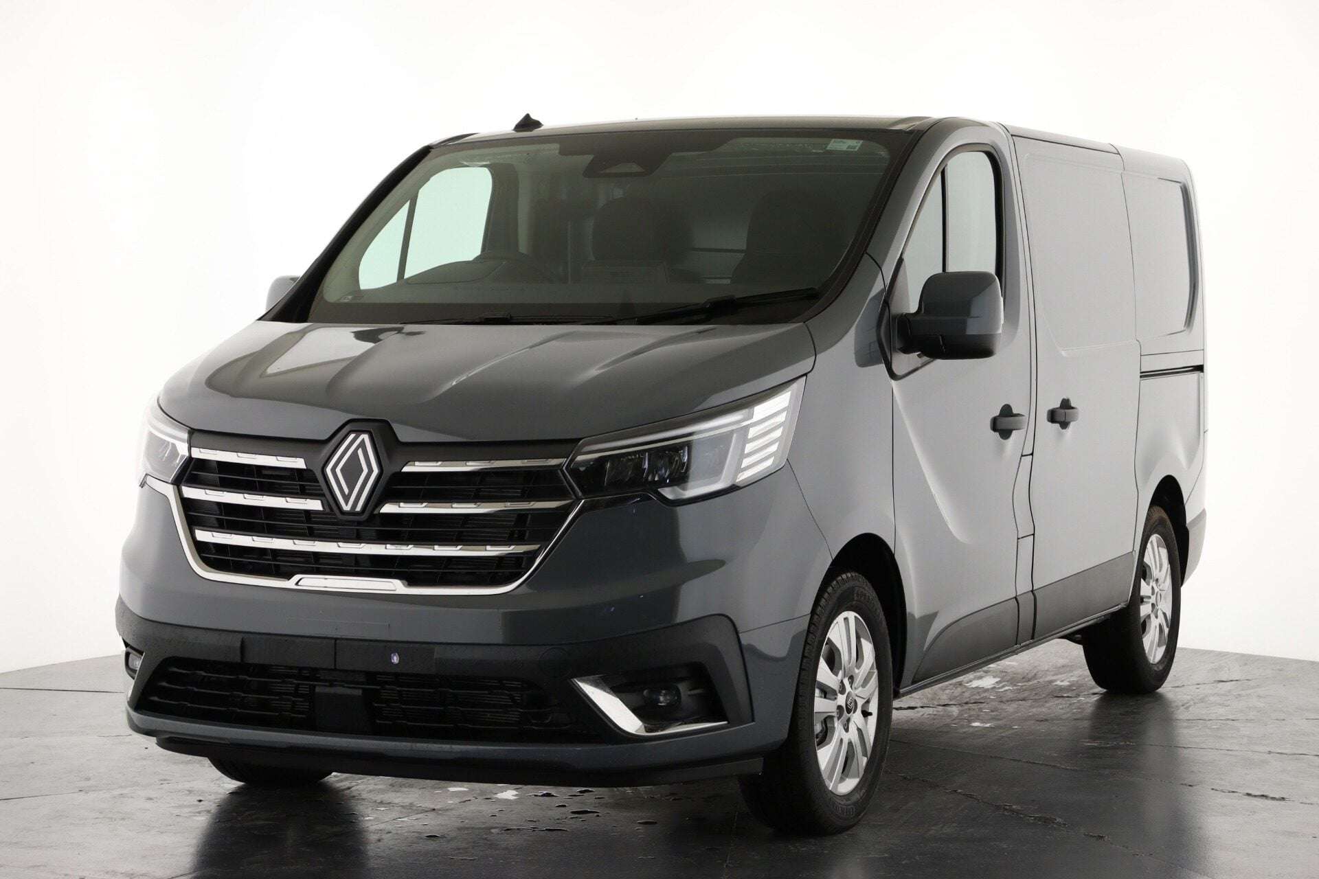 2026 RENAULT TRAFIC 2026 RENAULT TRAFIC