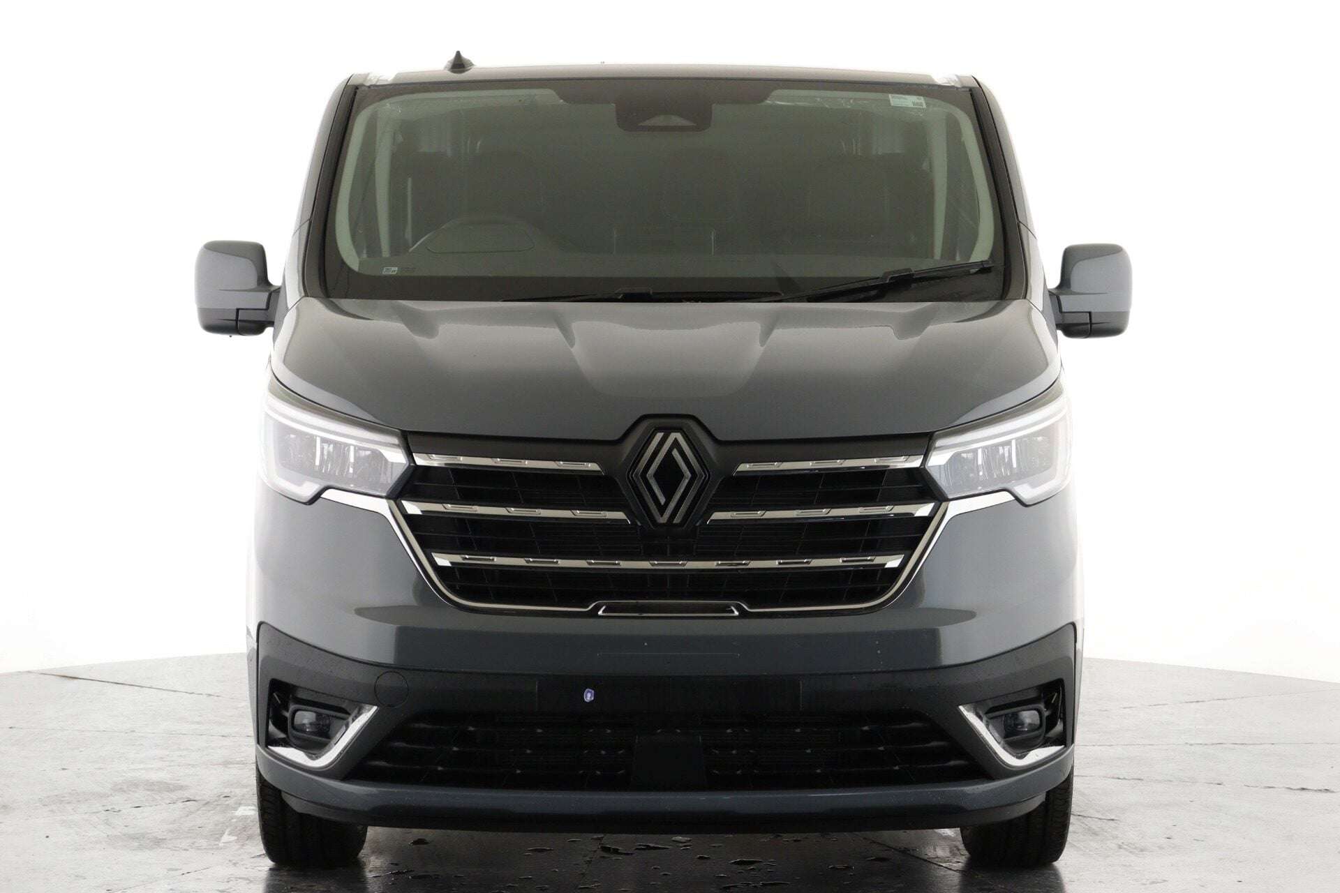 2026 RENAULT TRAFIC 2026 RENAULT TRAFIC