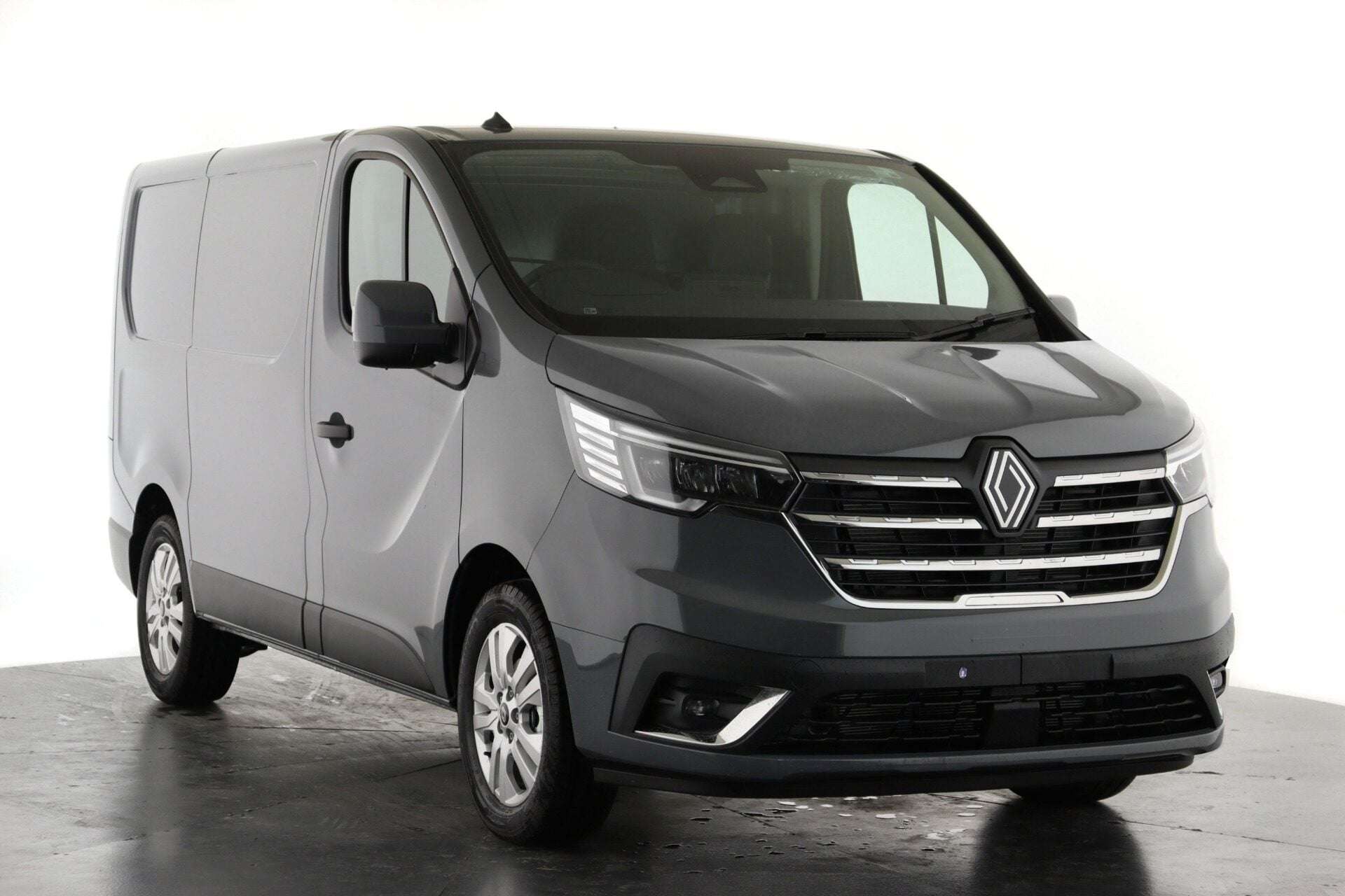 2026 RENAULT TRAFIC 2026 RENAULT TRAFIC