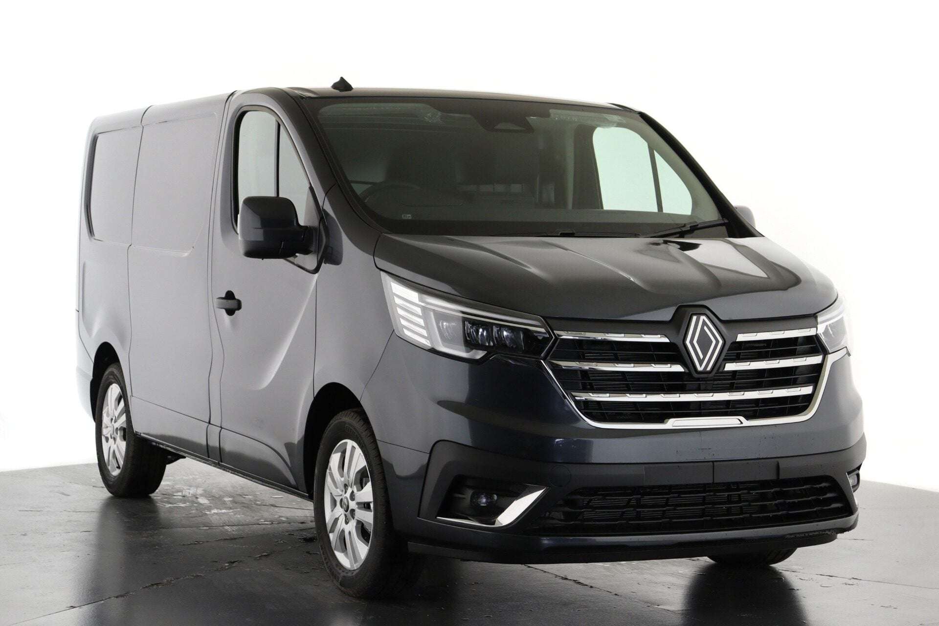 2026 RENAULT TRAFIC 2026 RENAULT TRAFIC