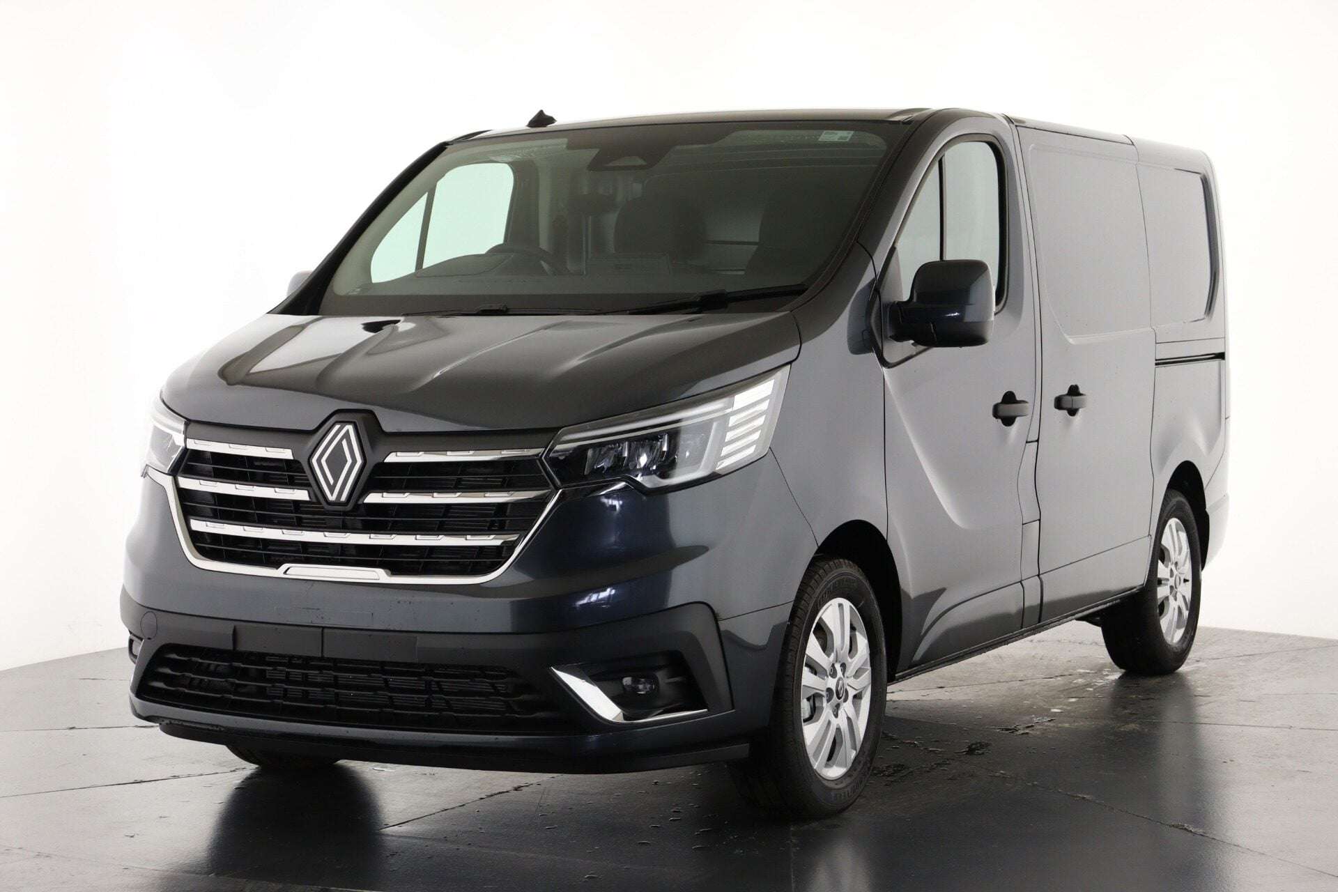 2026 RENAULT TRAFIC 2026 RENAULT TRAFIC
