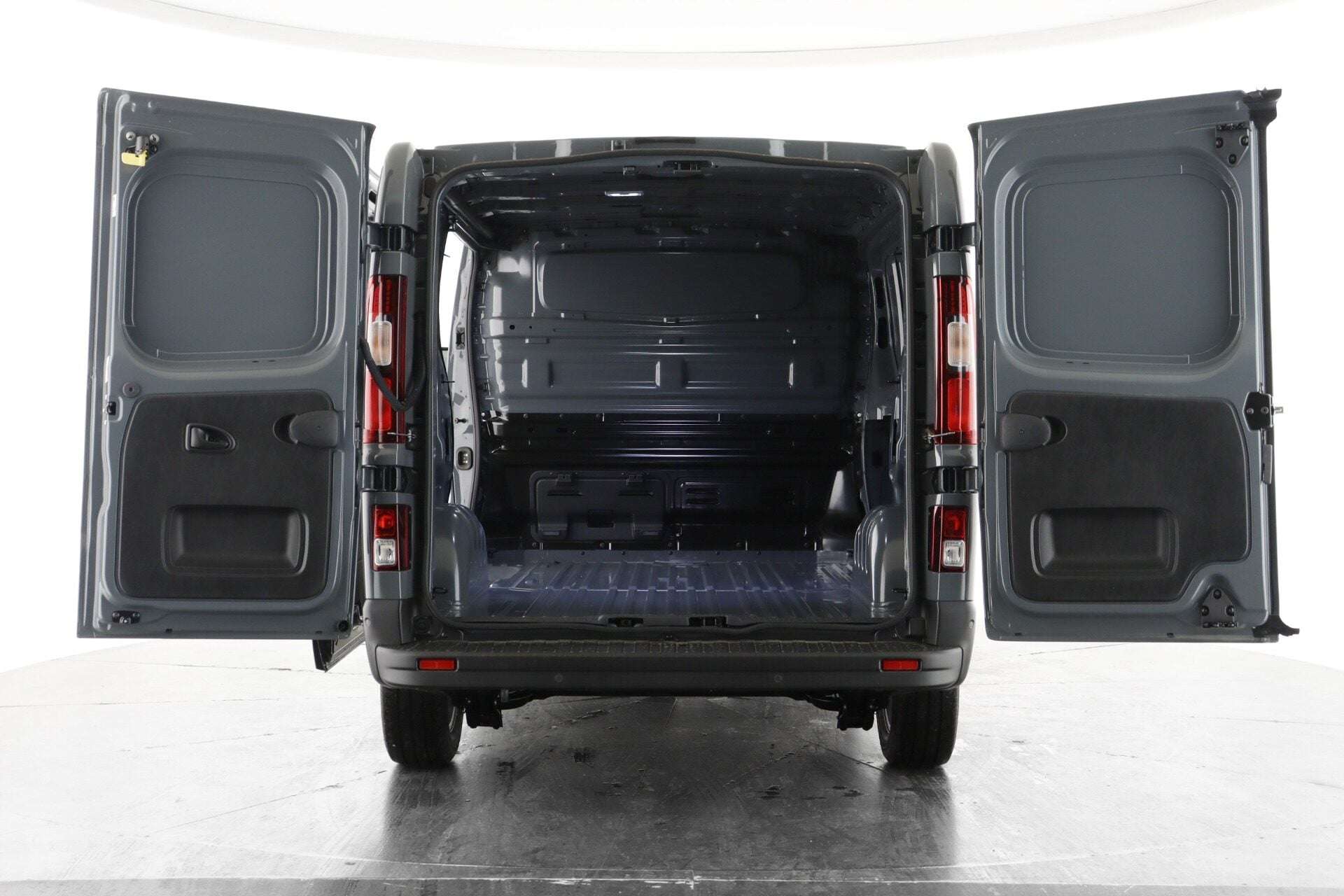 A 2026 RENAULT TRAFIC SL30 Blue dCi 130 Extra MY26 A 2026 RENAULT TRAFIC SL30 Blue dCi 130 Extra MY26